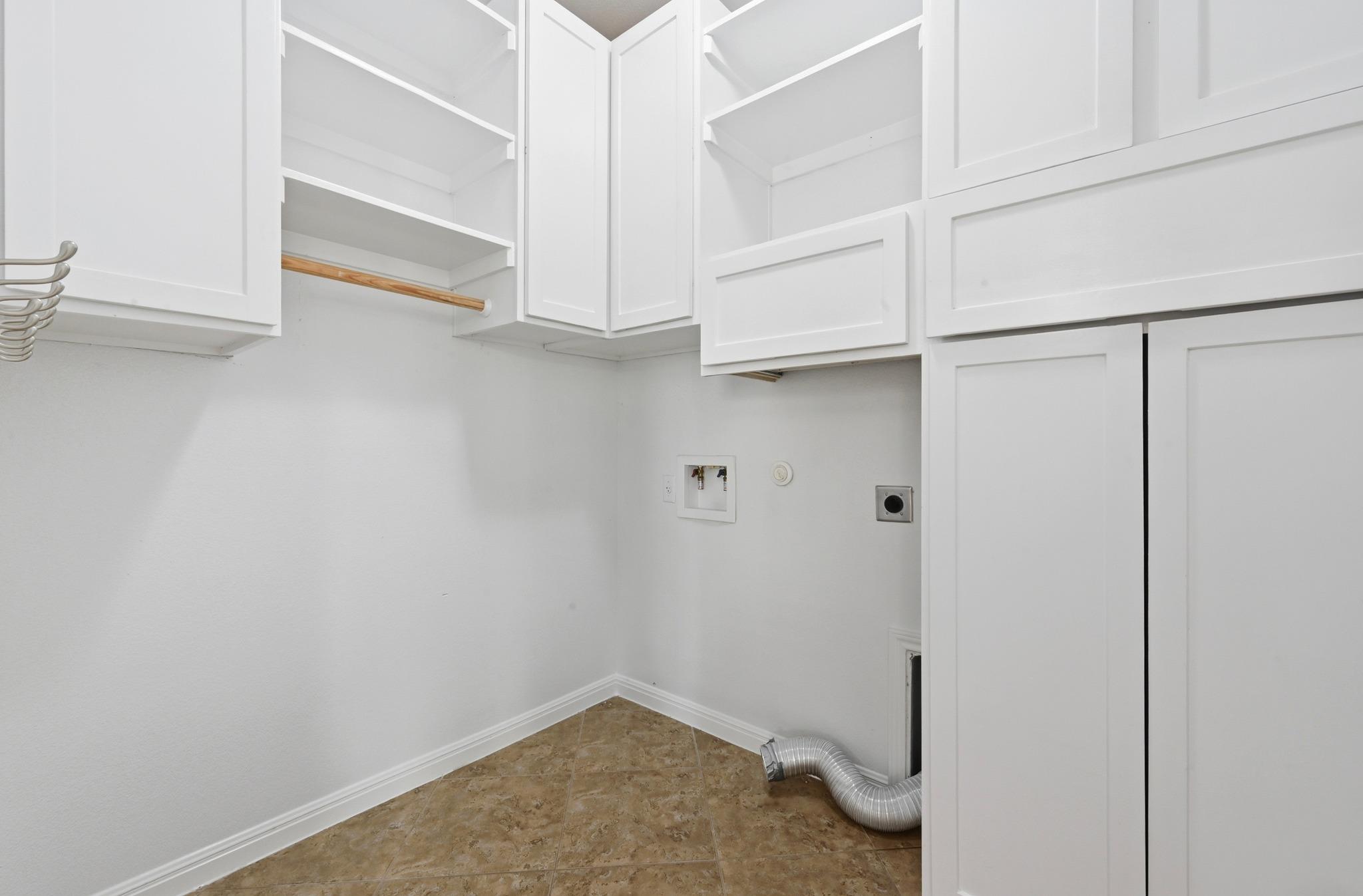 224 Pettigrew Path, Buda, TX 78610