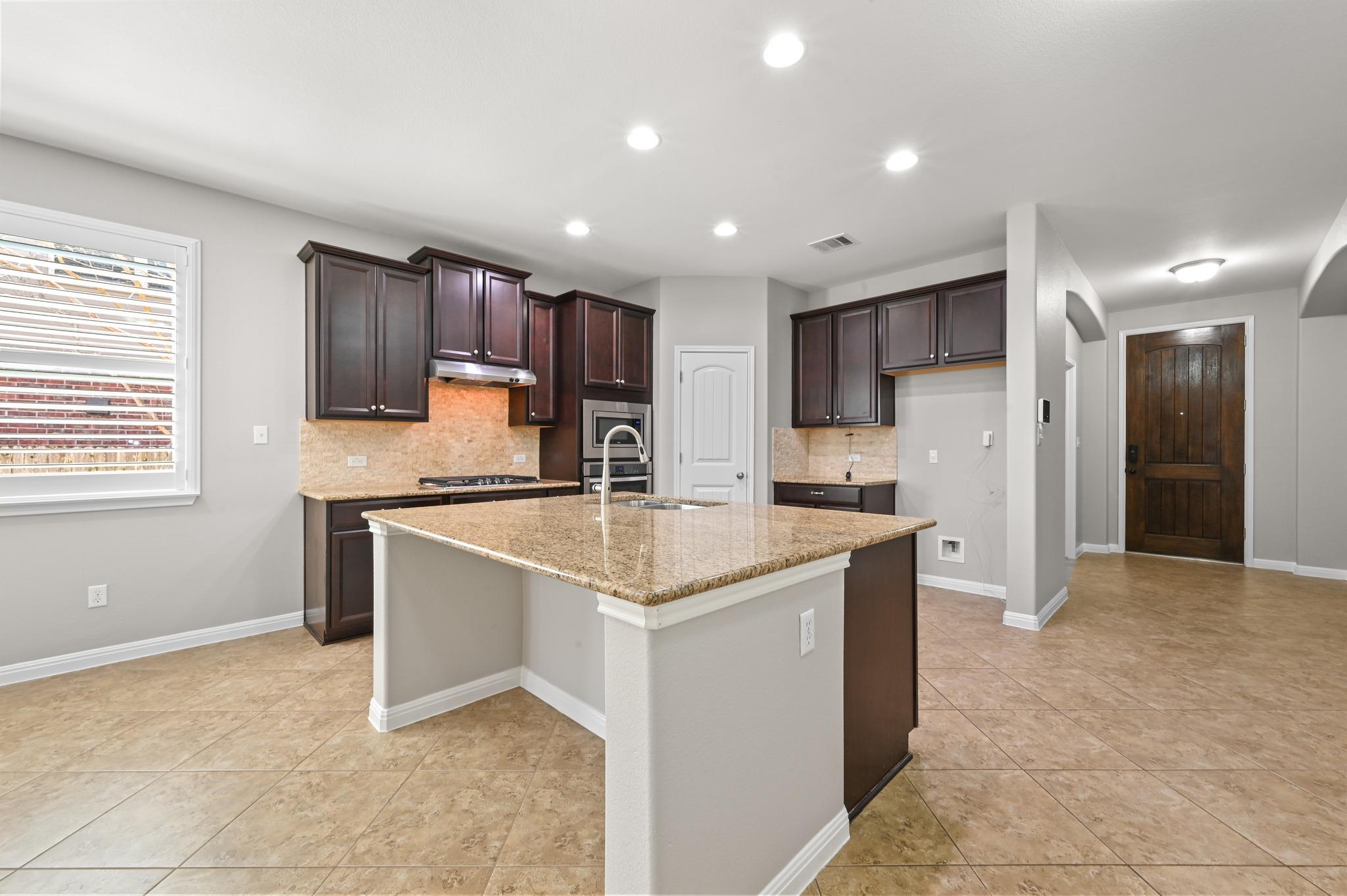 224 Pettigrew Path, Buda, TX 78610