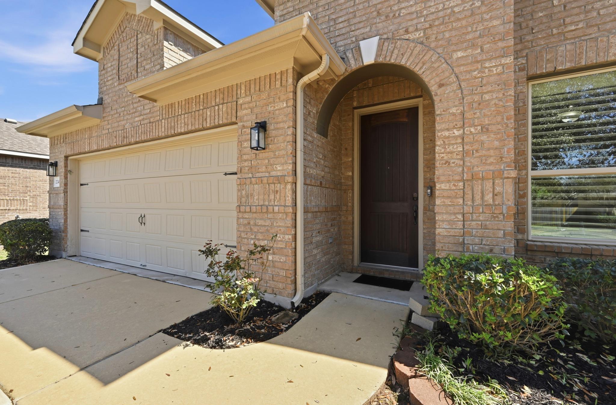 224 Pettigrew Path, Buda, TX 78610