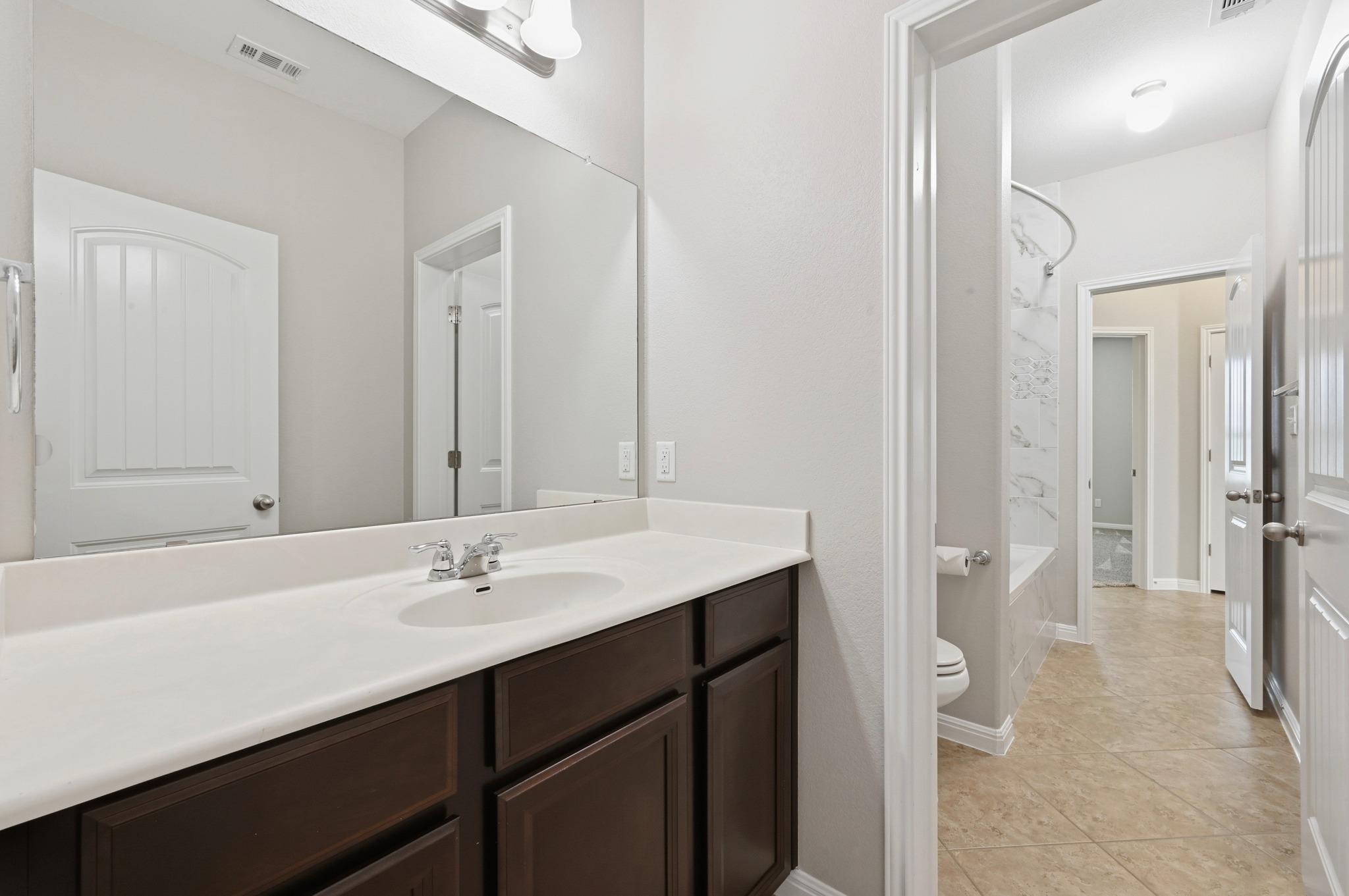 224 Pettigrew Path, Buda, TX 78610