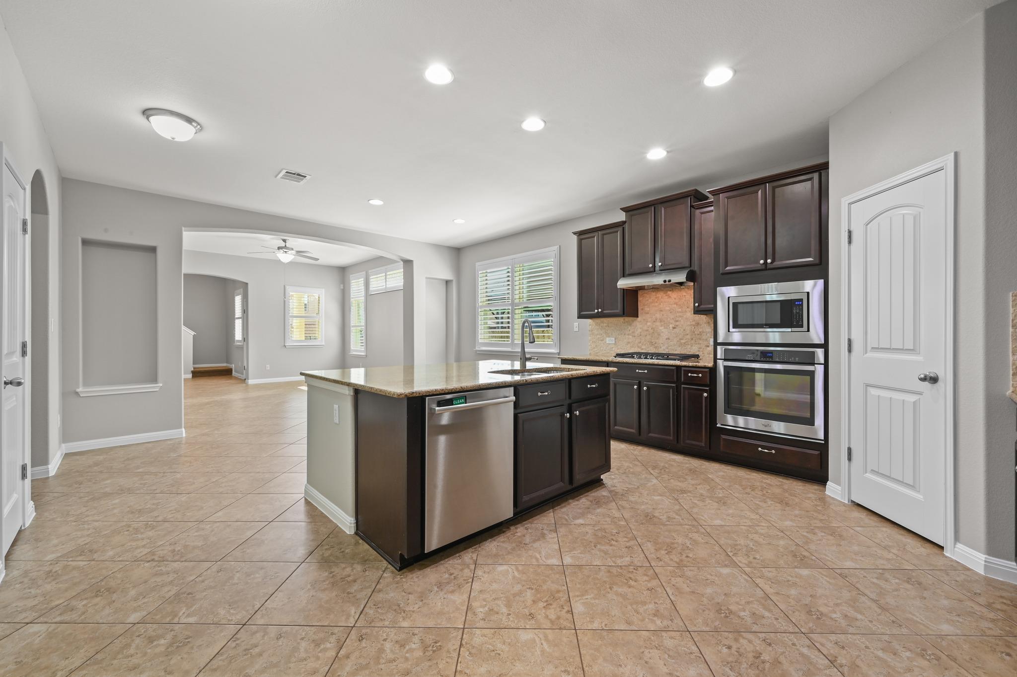 224 Pettigrew Path, Buda, TX 78610