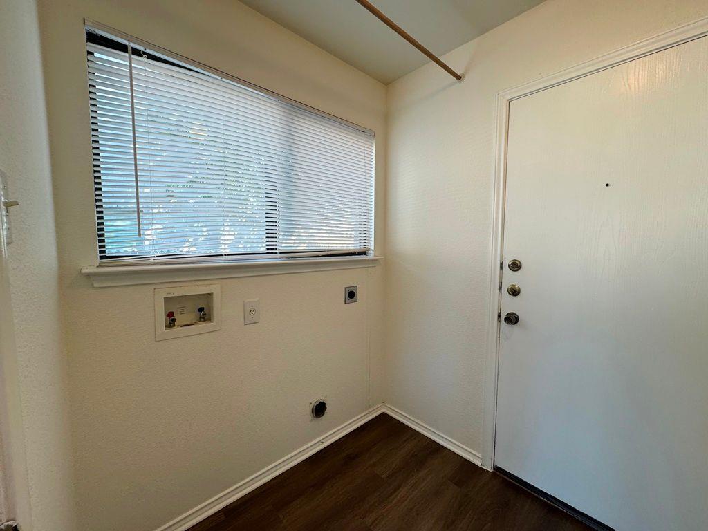 2013 Rim Rock Dr, Leander, TX 78641