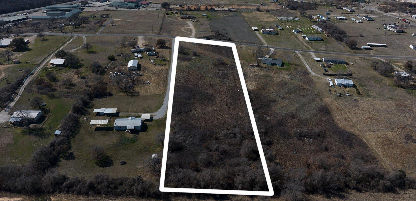 230 Big Salty Ln, Springtown, TX 76082