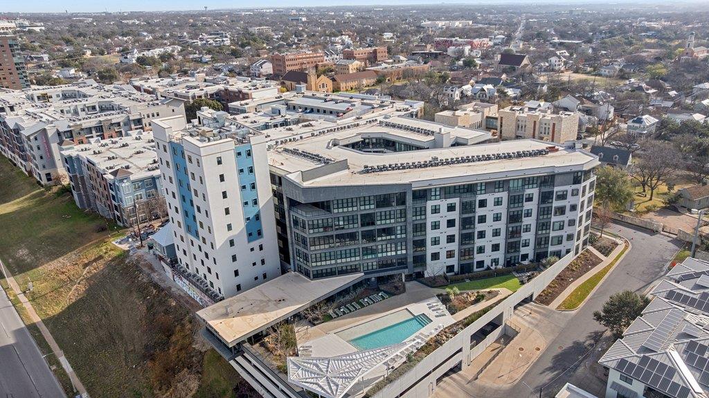 800 Embassy Dr # 413, Austin, TX 78702