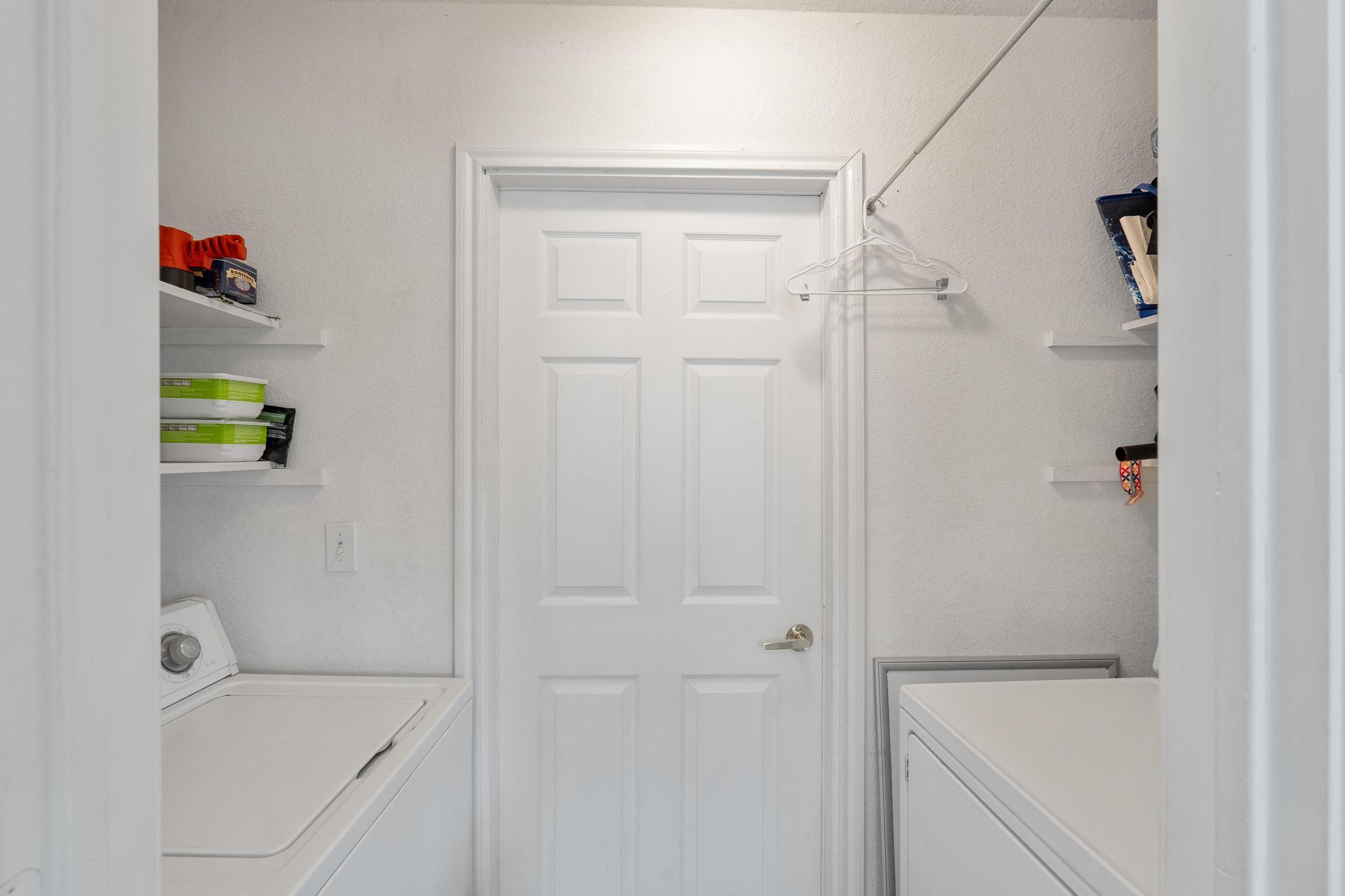 1309 Mallard Ln, Taylor, TX 76574