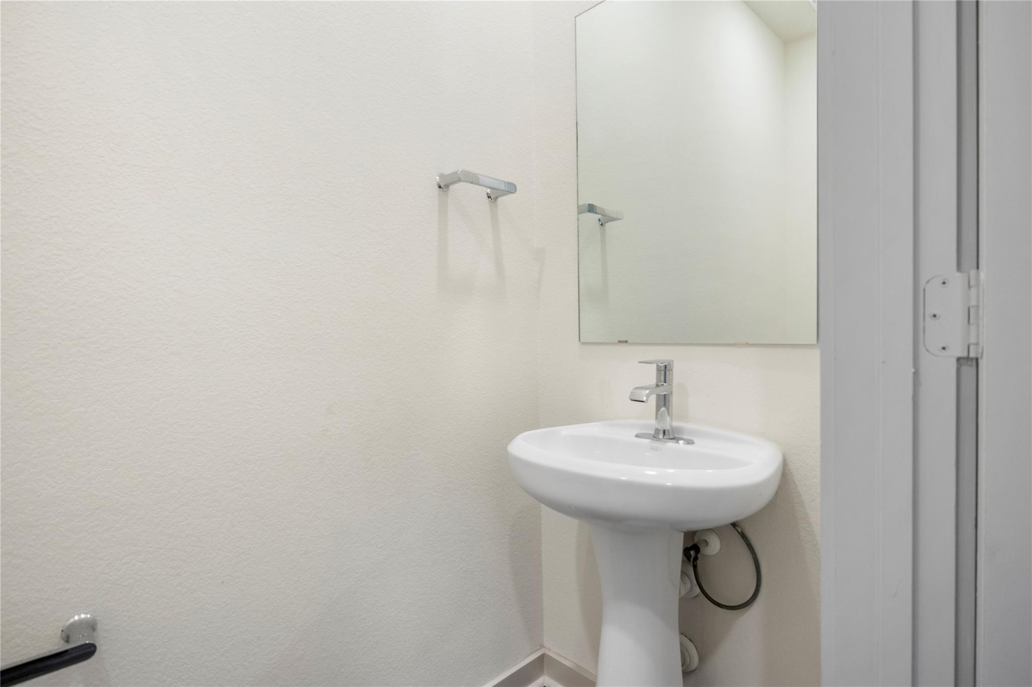 8006 Linda Michelle Ln, Austin, TX 78724