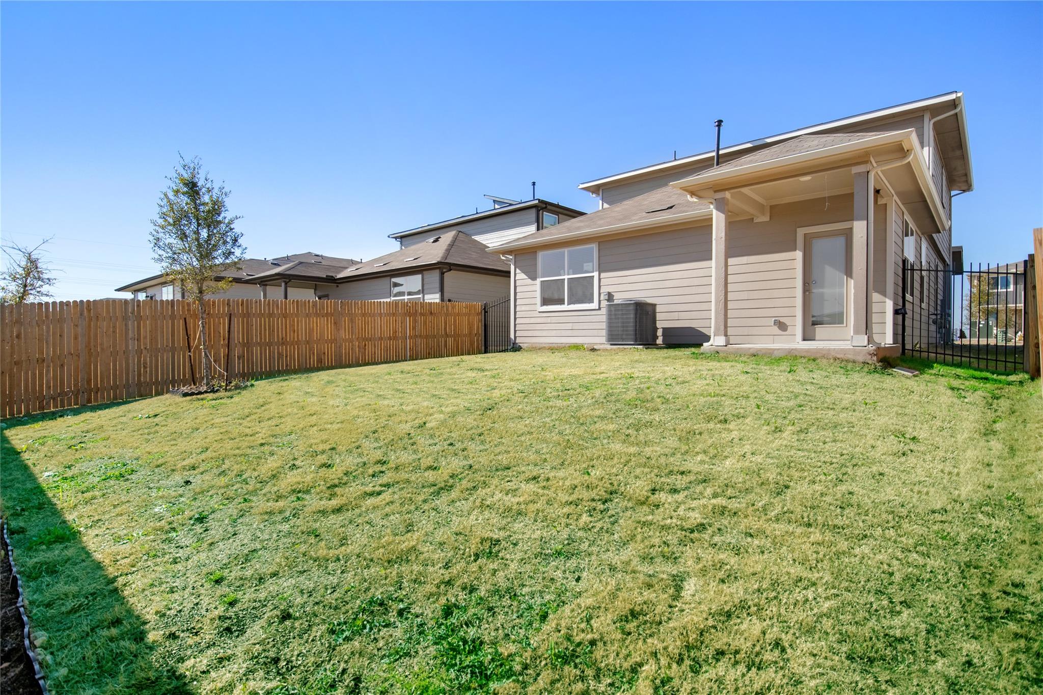 8006 Linda Michelle Ln, Austin, TX 78724