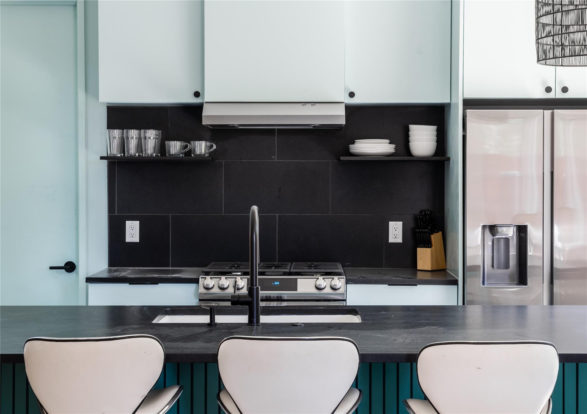 1103 Cherico St # 2, Austin, TX 78702