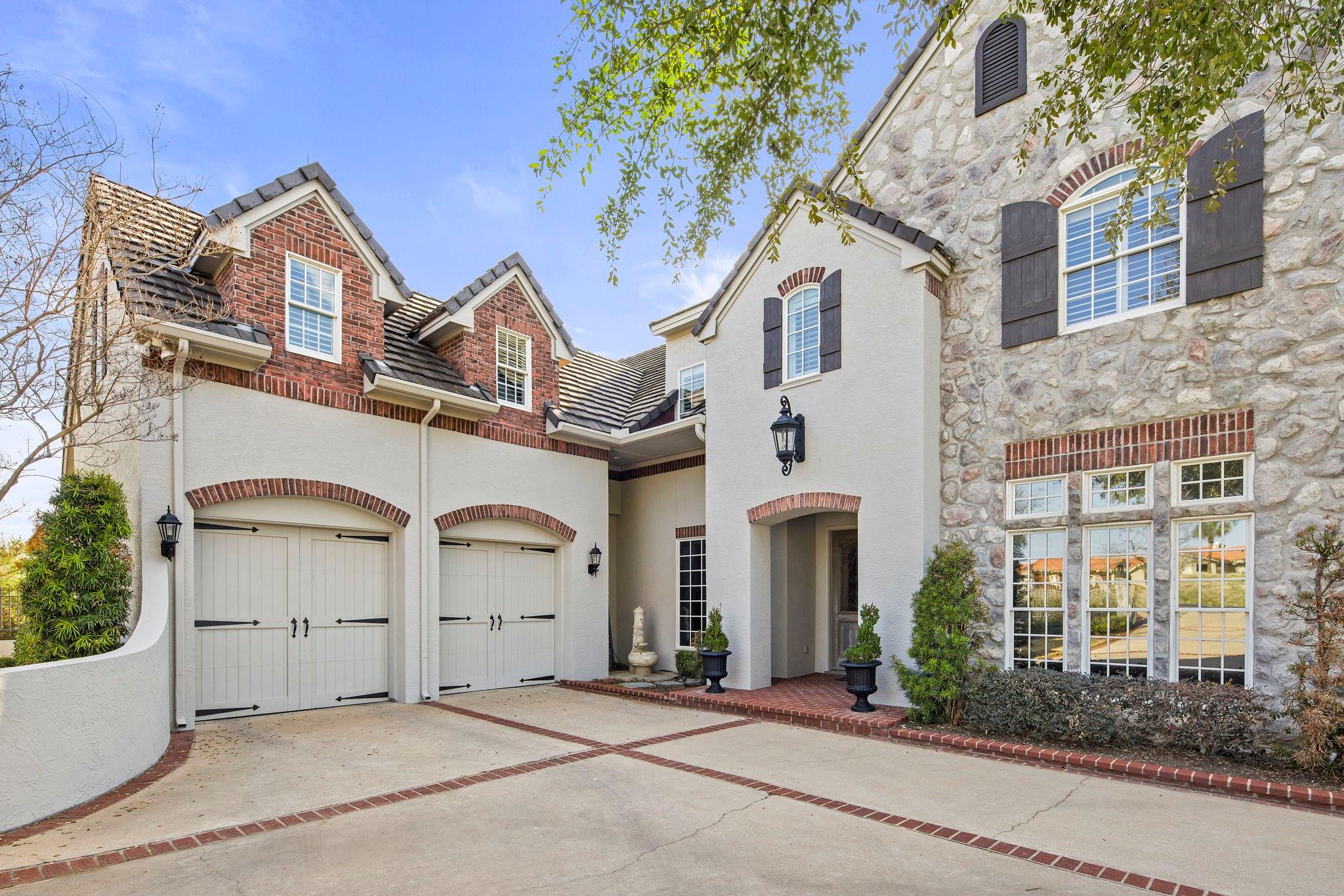 124 Florentine, Horseshoe Bay, TX 78657