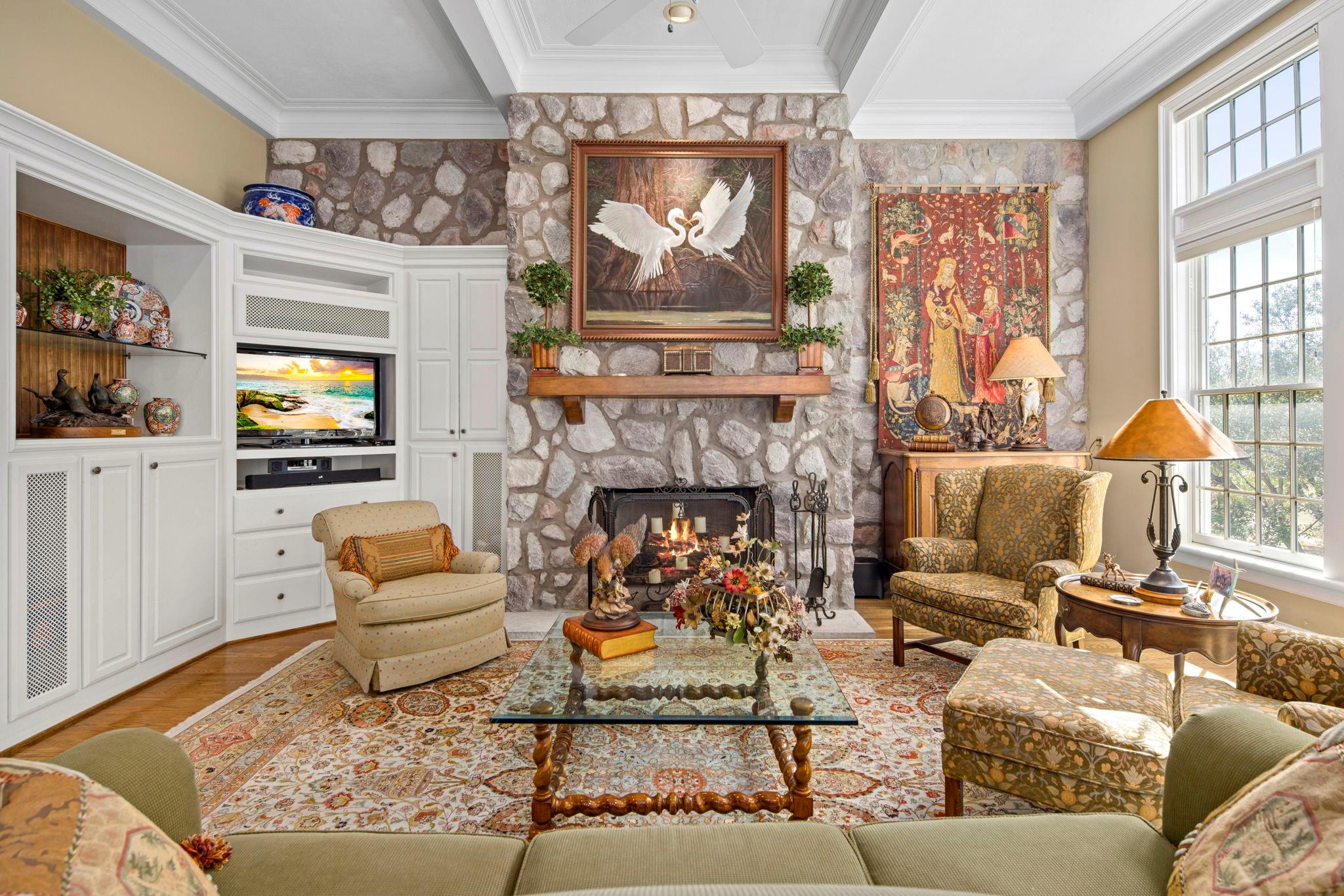 124 Florentine, Horseshoe Bay, TX 78657