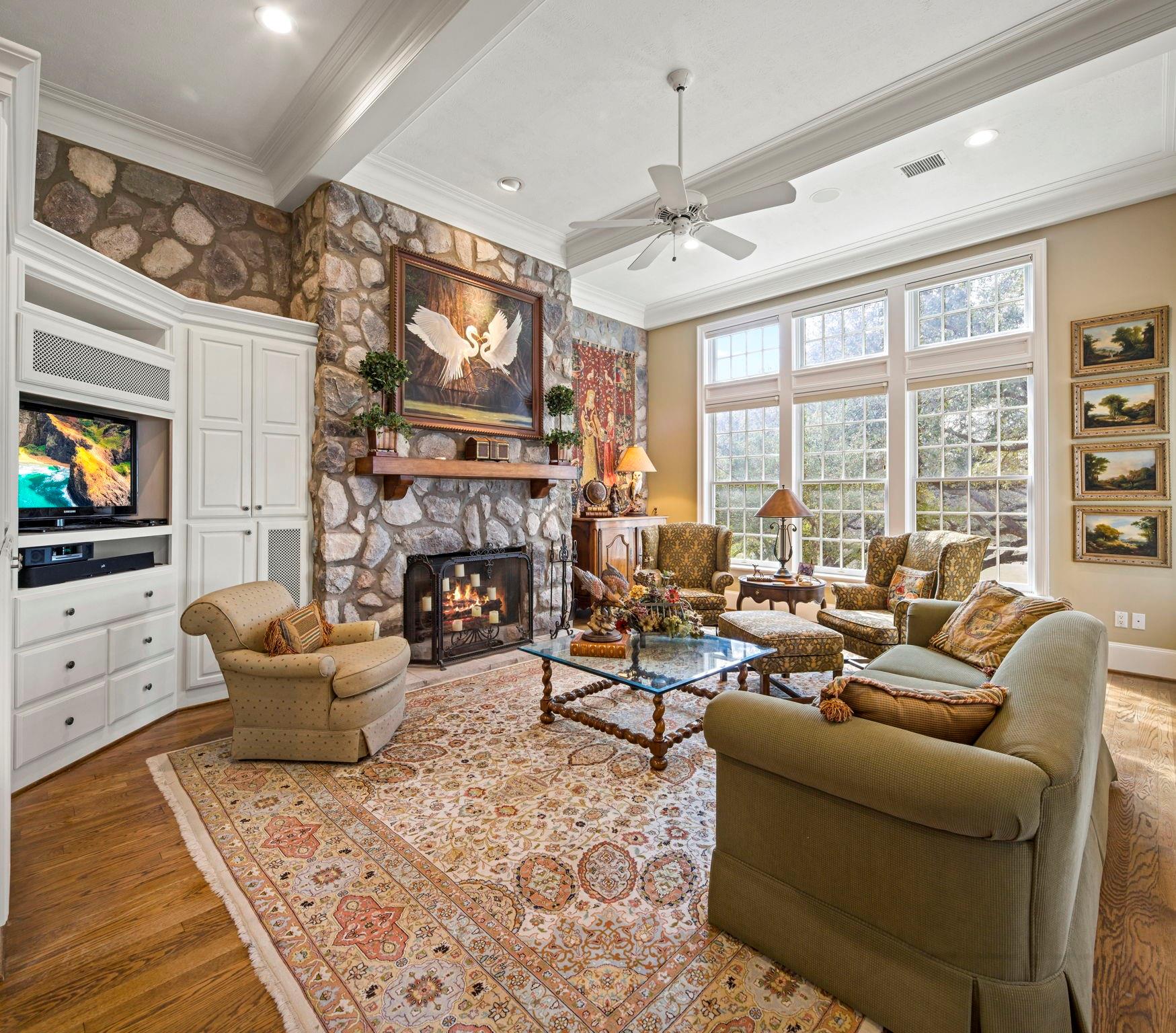 124 Florentine, Horseshoe Bay, TX 78657