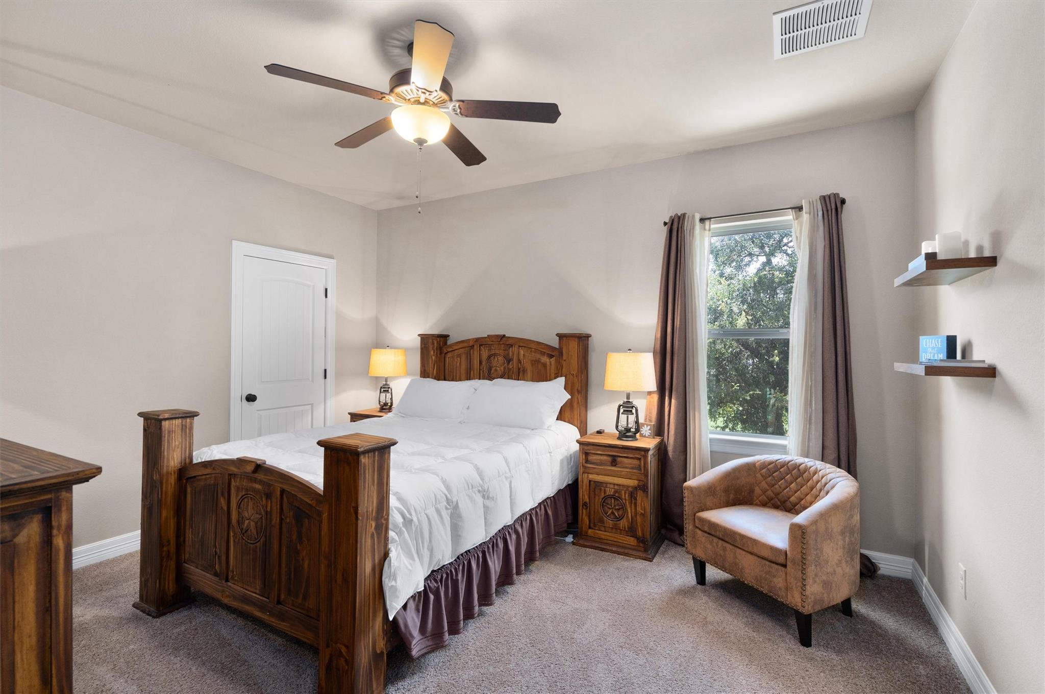 304 Pheasant Meadow Mdw, Liberty Hill, TX 78642