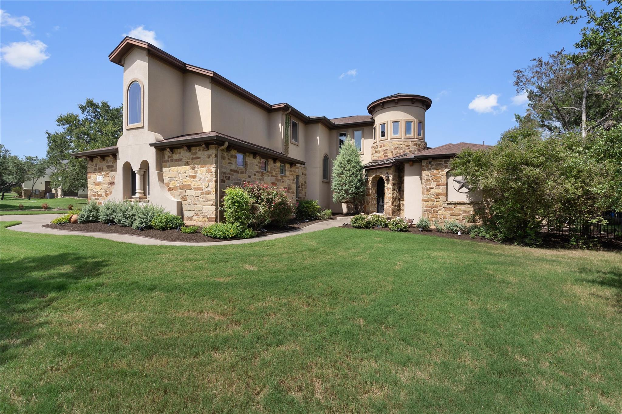 304 Pheasant Meadow Mdw, Liberty Hill, TX 78642