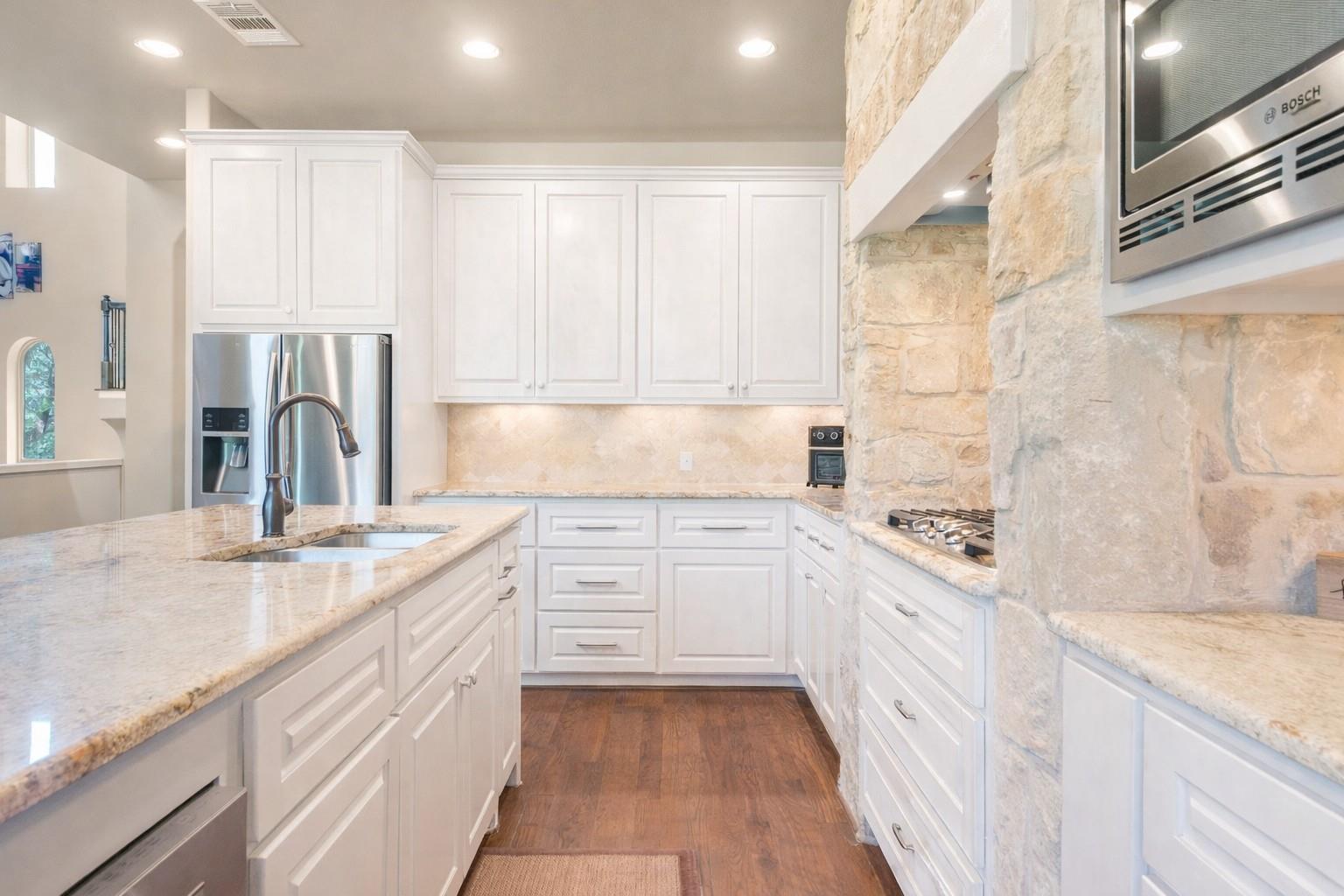 304 Pheasant Meadow Mdw, Liberty Hill, TX 78642