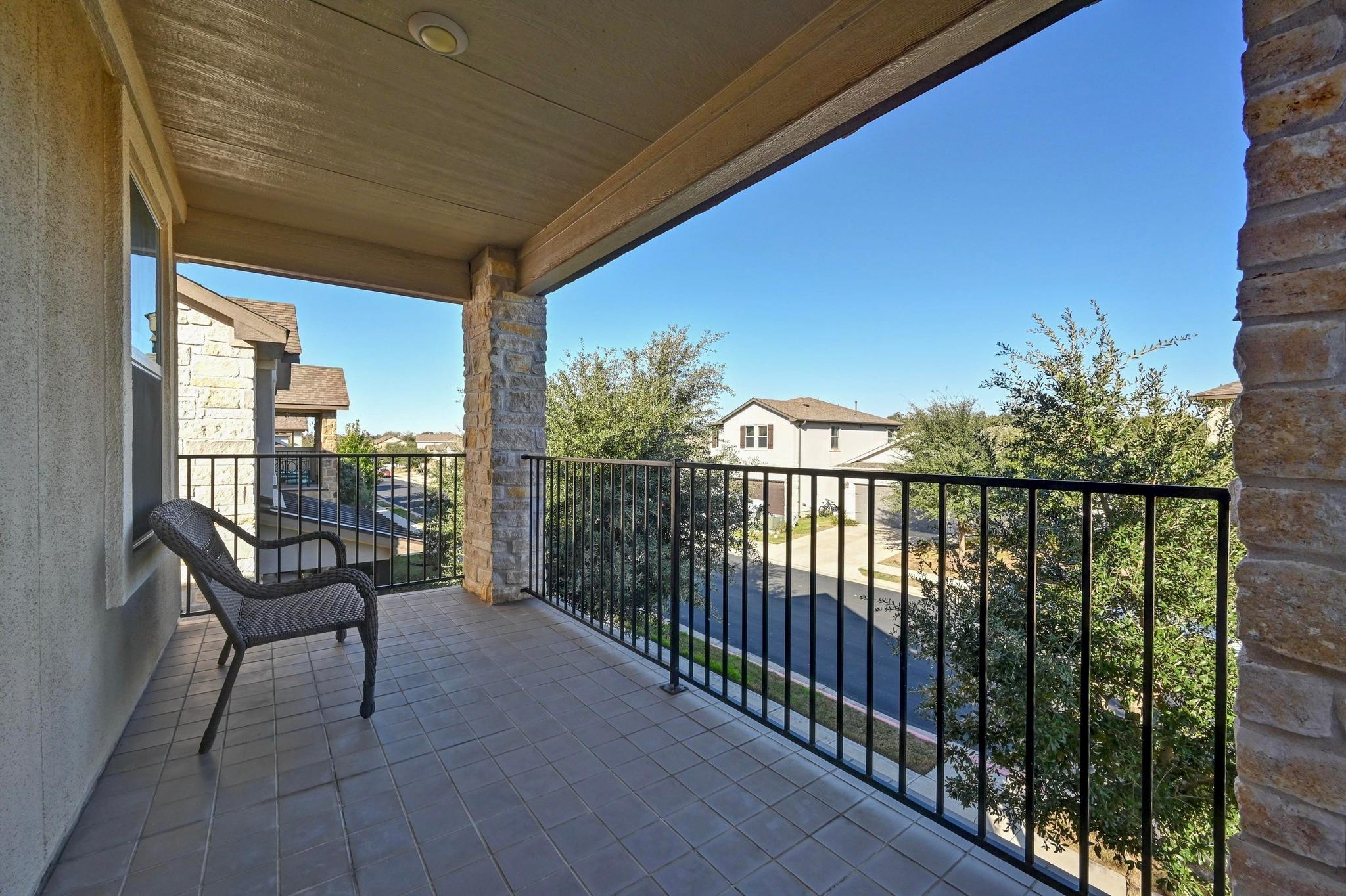 127 Iron Rail Rd, Dripping Springs, TX 78620