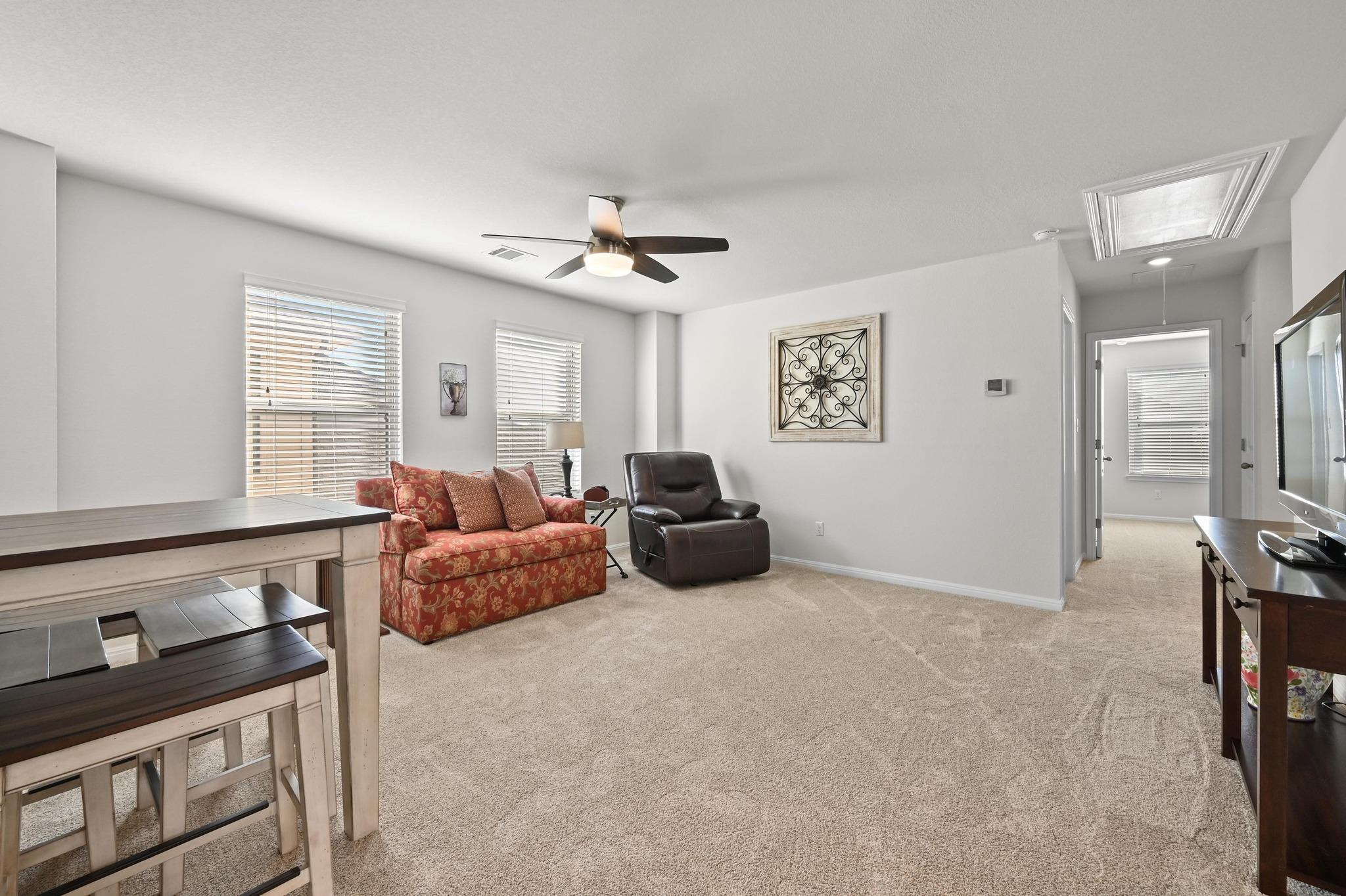 127 Iron Rail Rd, Dripping Springs, TX 78620