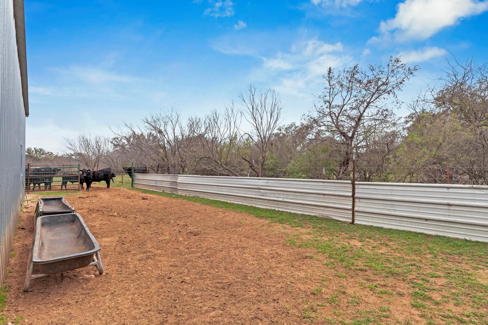 117 County Road 407, Spicewood, TX 78669