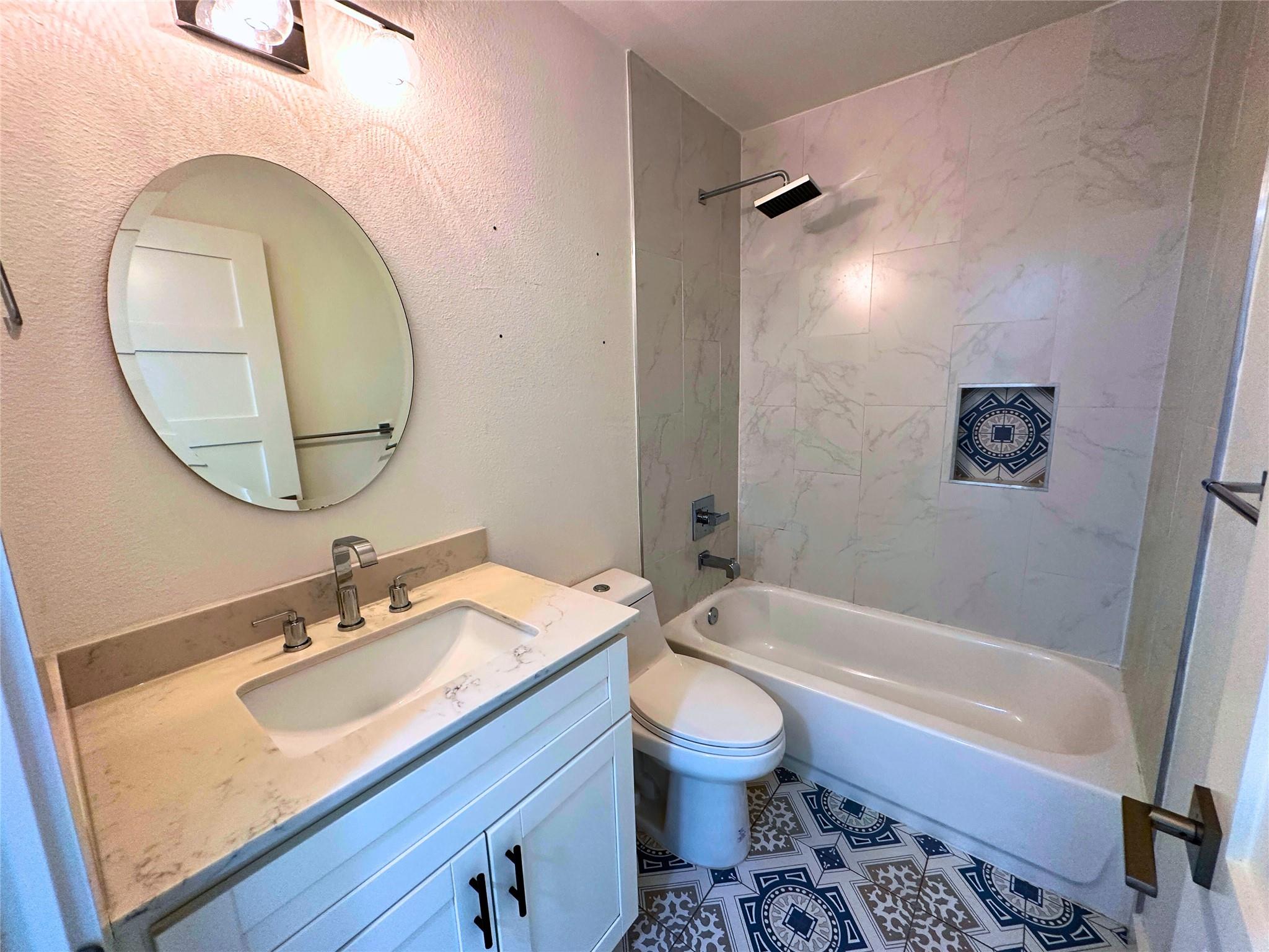 8603 Putnam Dr # 201, Austin, TX 78757