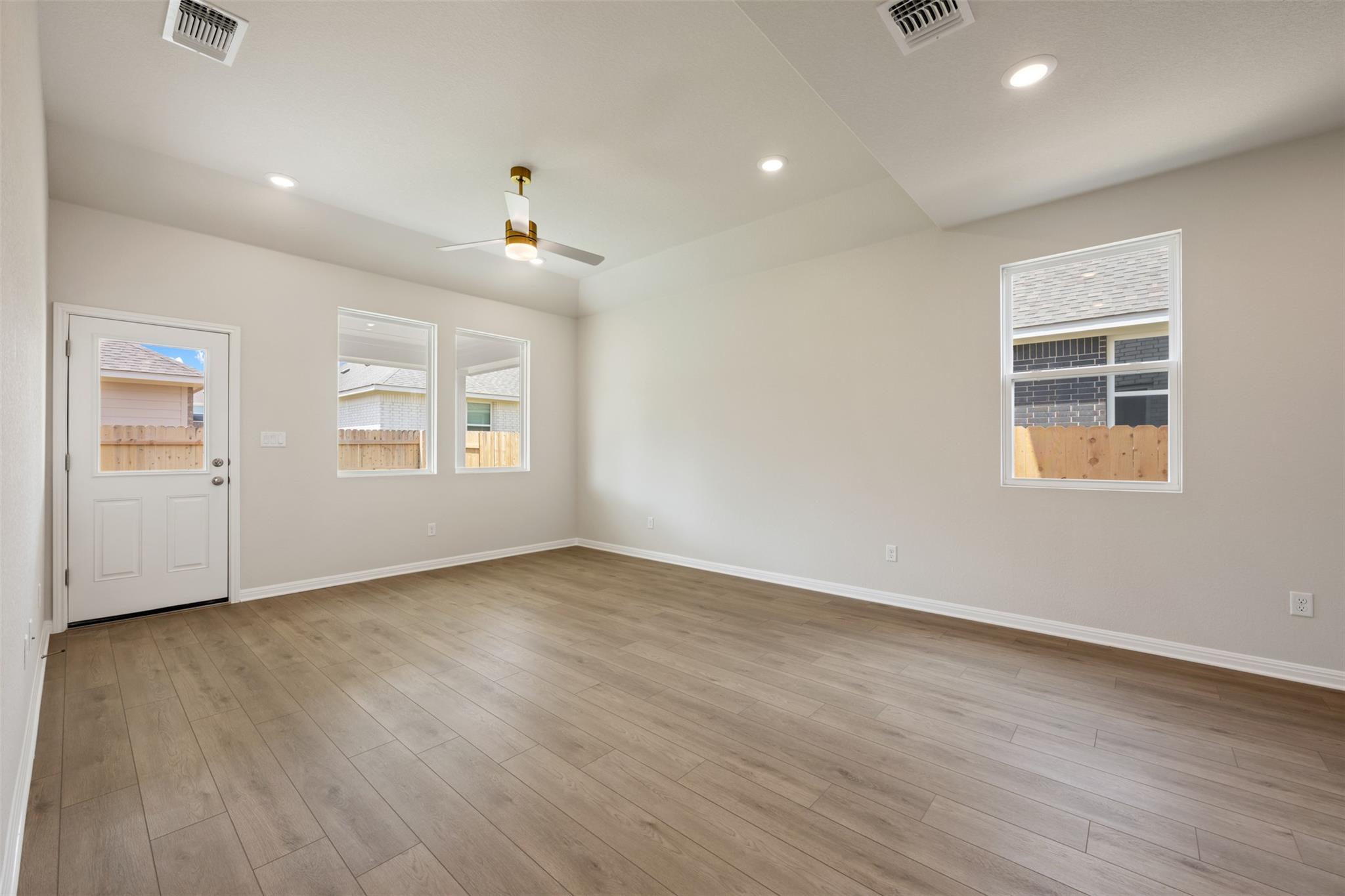 108 Lions Tail Cv, San Marcos, TX 78666