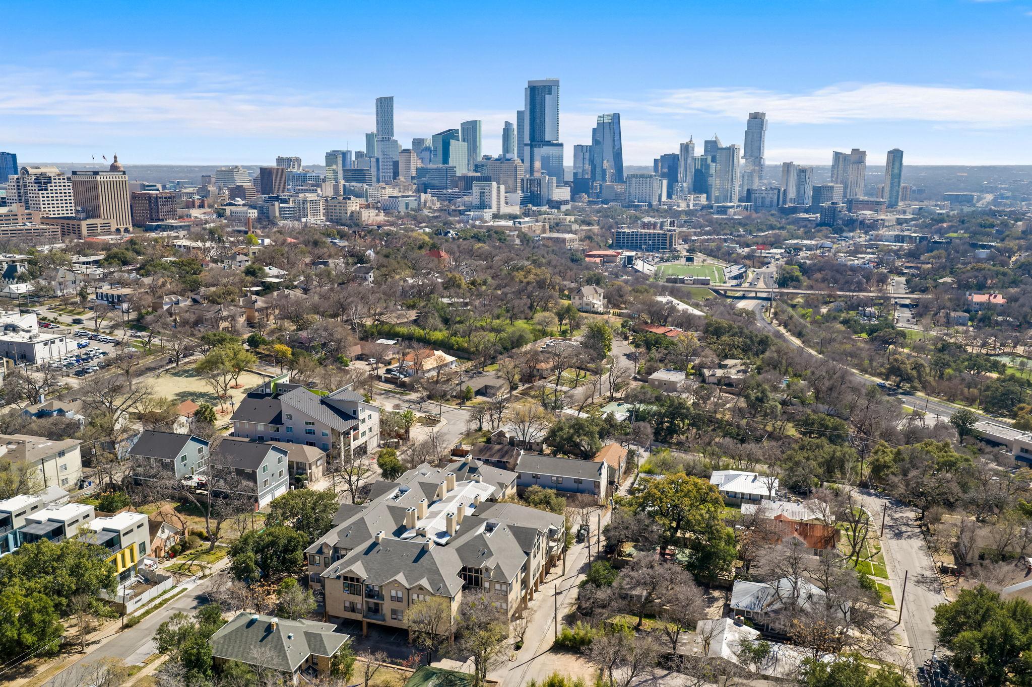 1910 Robbins Pl # 311, Austin, TX 78705