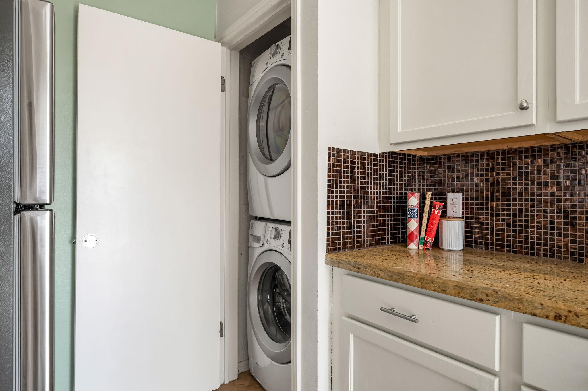 1910 Robbins Pl # 311, Austin, TX 78705