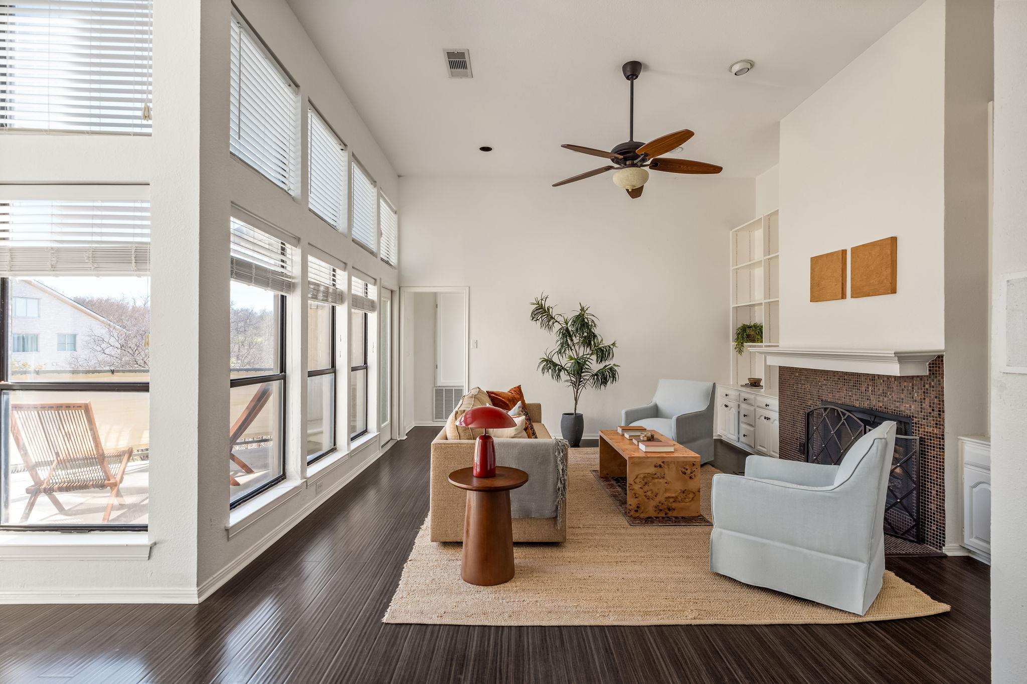 1910 Robbins Pl # 311, Austin, TX 78705