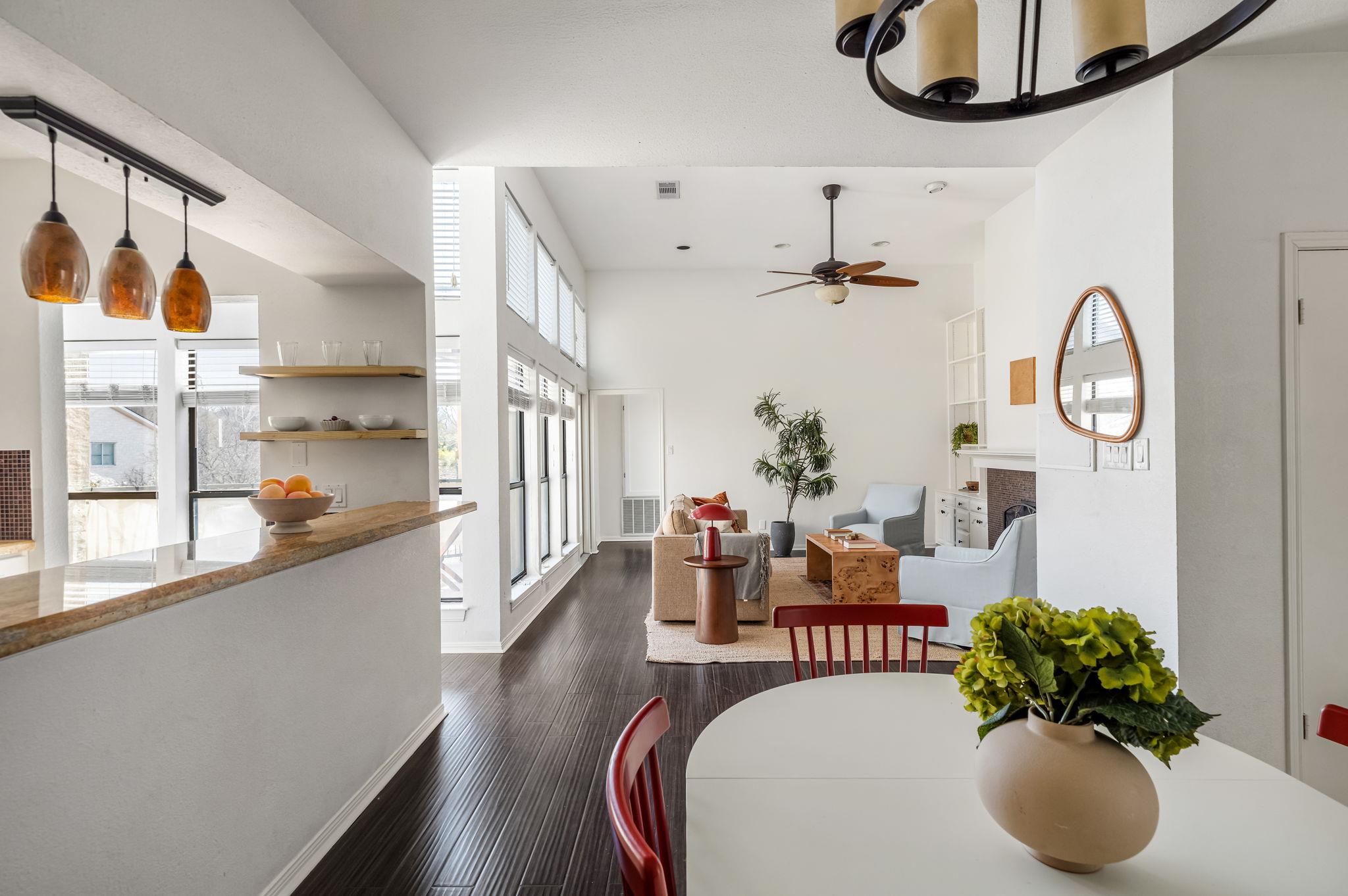 1910 Robbins Pl # 311, Austin, TX 78705