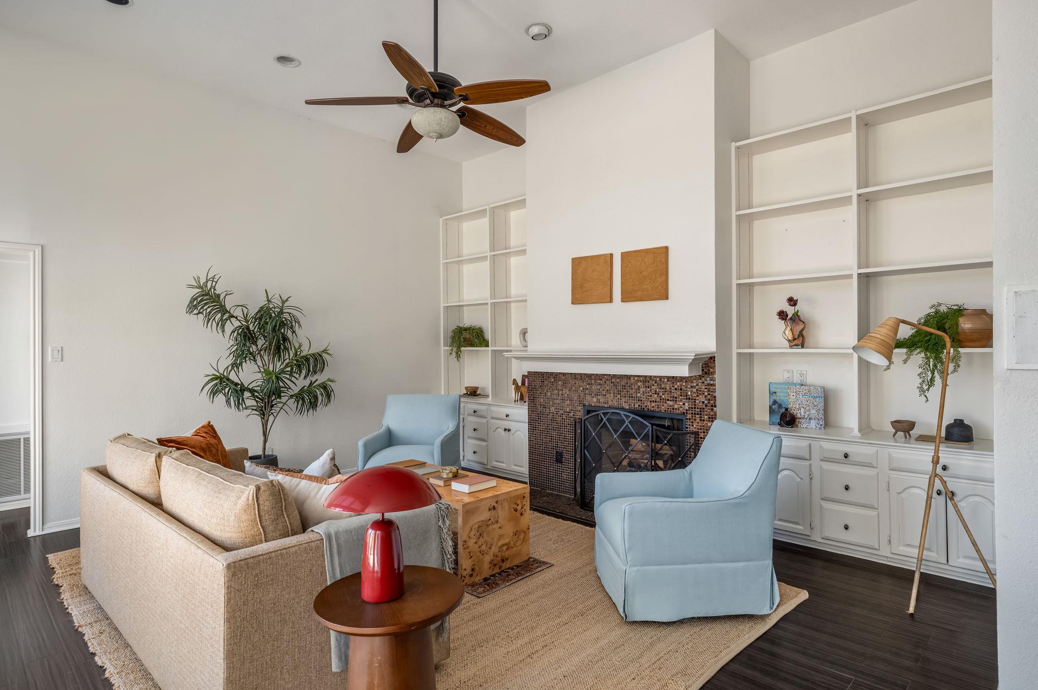 1910 Robbins Pl # 311, Austin, TX 78705