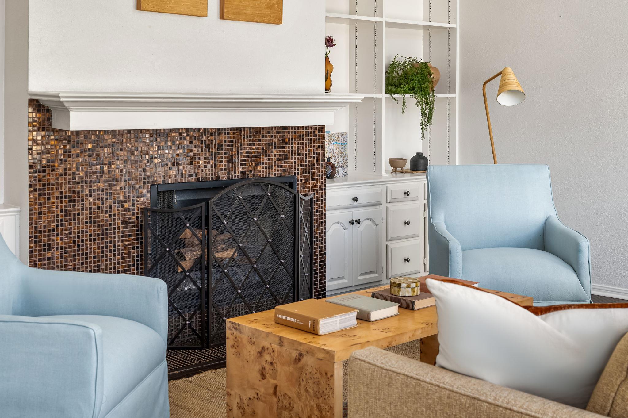 1910 Robbins Pl # 311, Austin, TX 78705