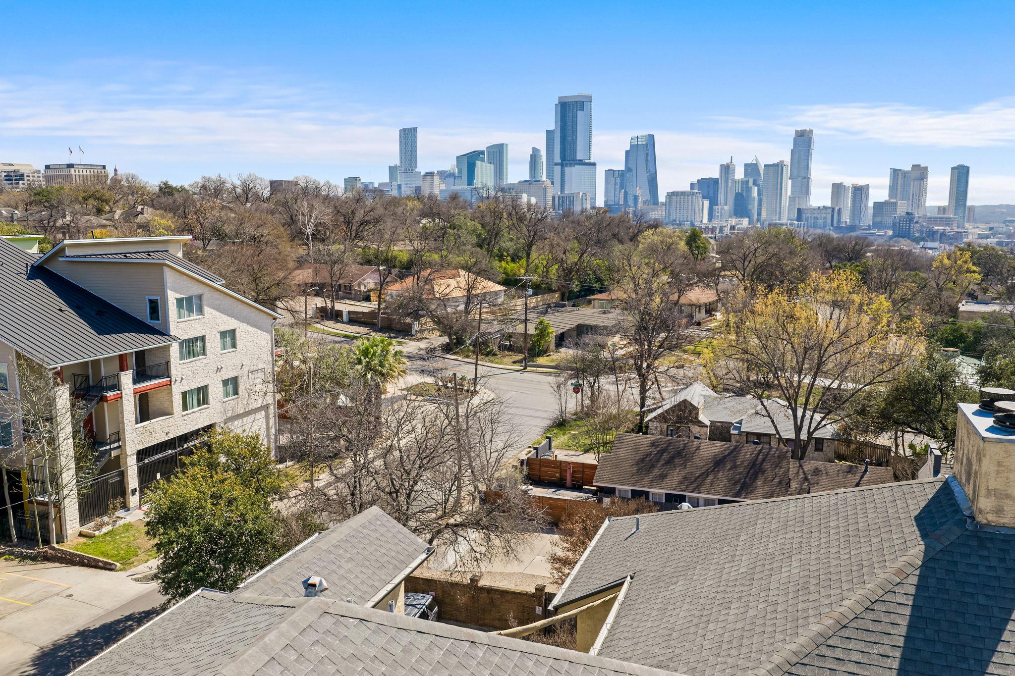 1910 Robbins Pl # 311, Austin, TX 78705