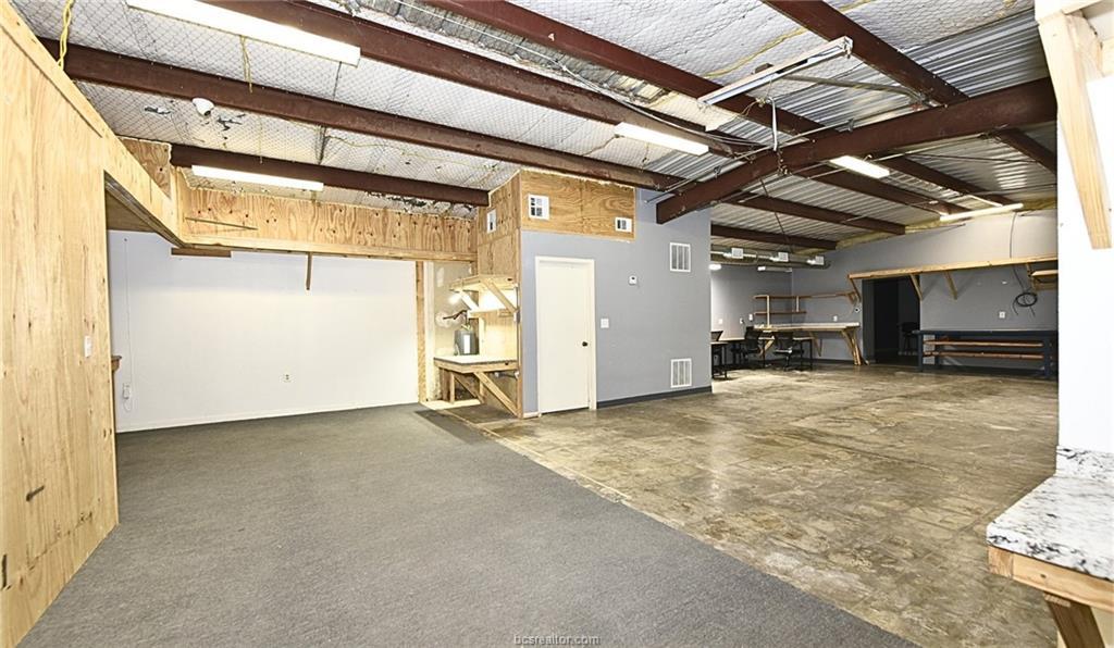 409 N Stone Street, Caldwell, TX 77836