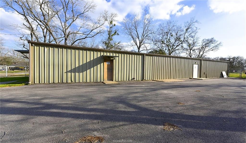 409 N Stone Street, Caldwell, TX 77836