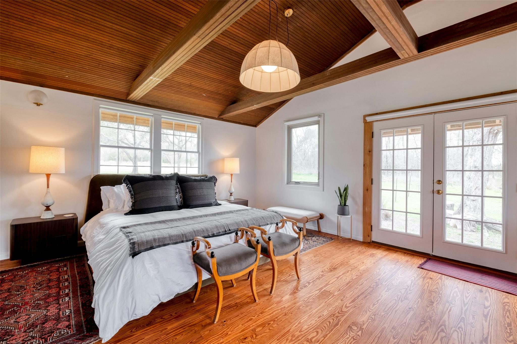 317 Walnut Creek Rd, Bastrop, TX 78602