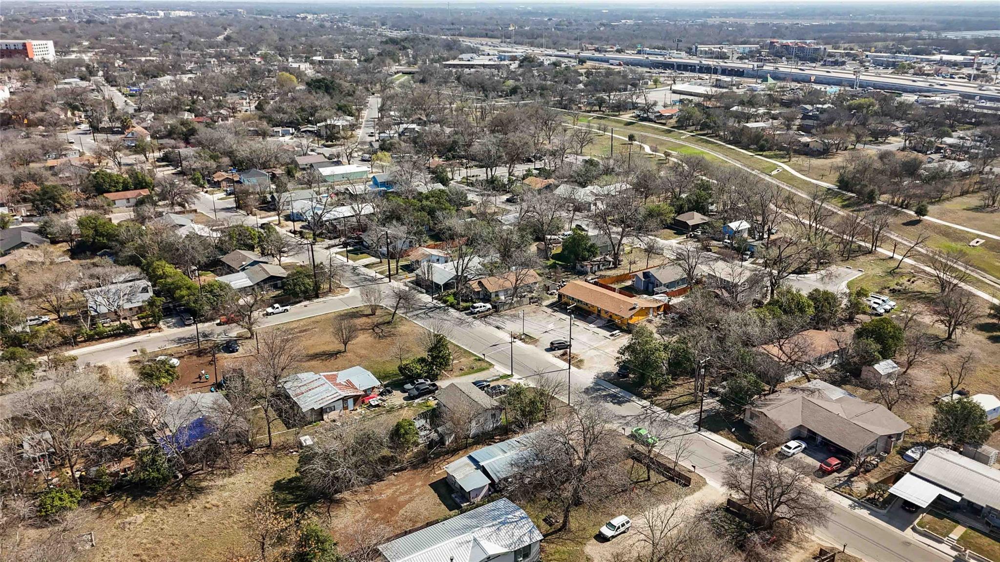 814 Alabama St, San Marcos, TX 78666