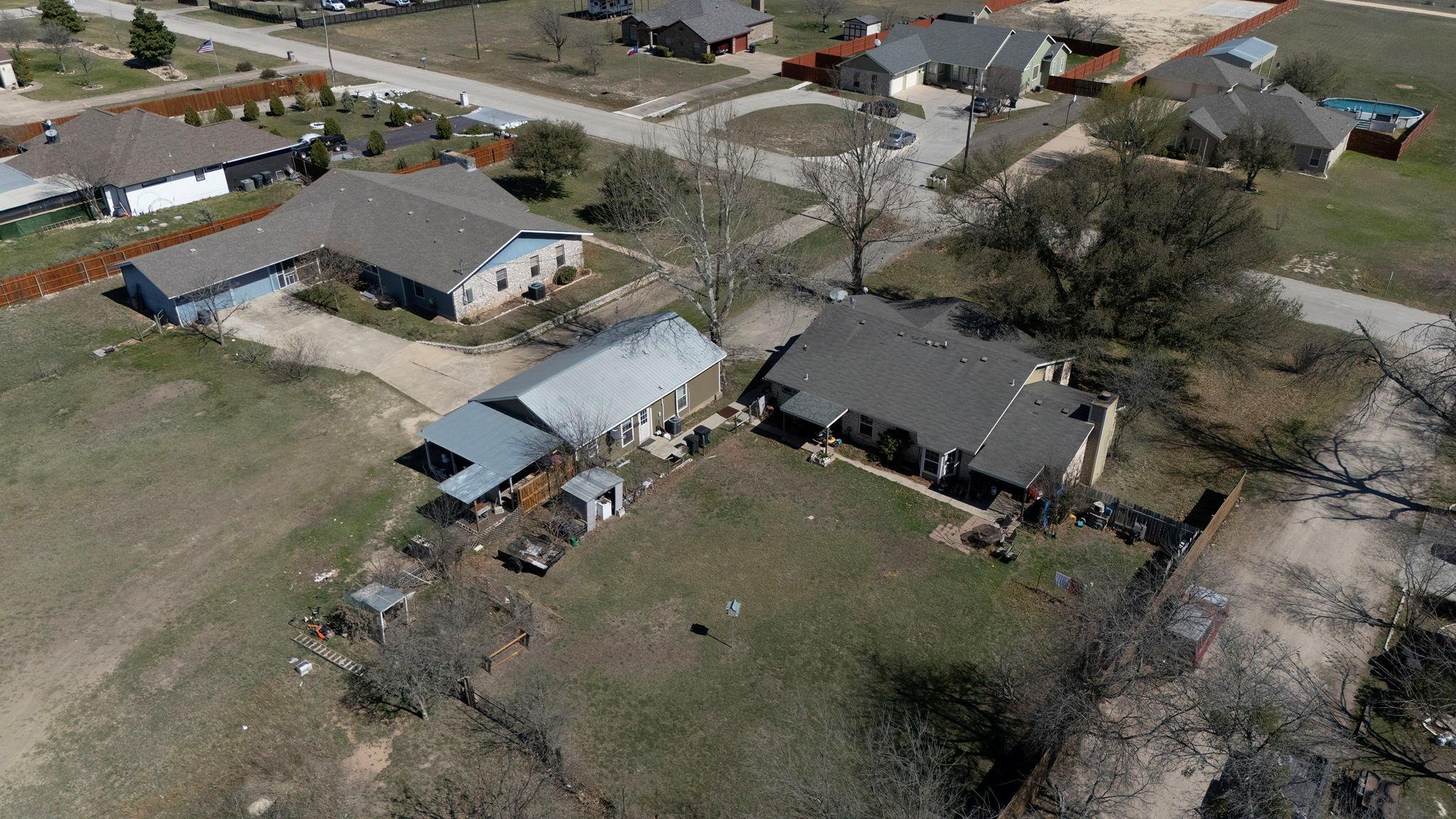 61 Family Cir, Hutto, TX 78634