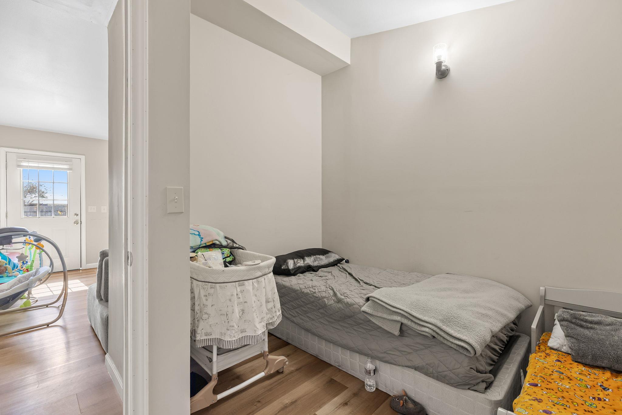 61 Family Cir, Hutto, TX 78634