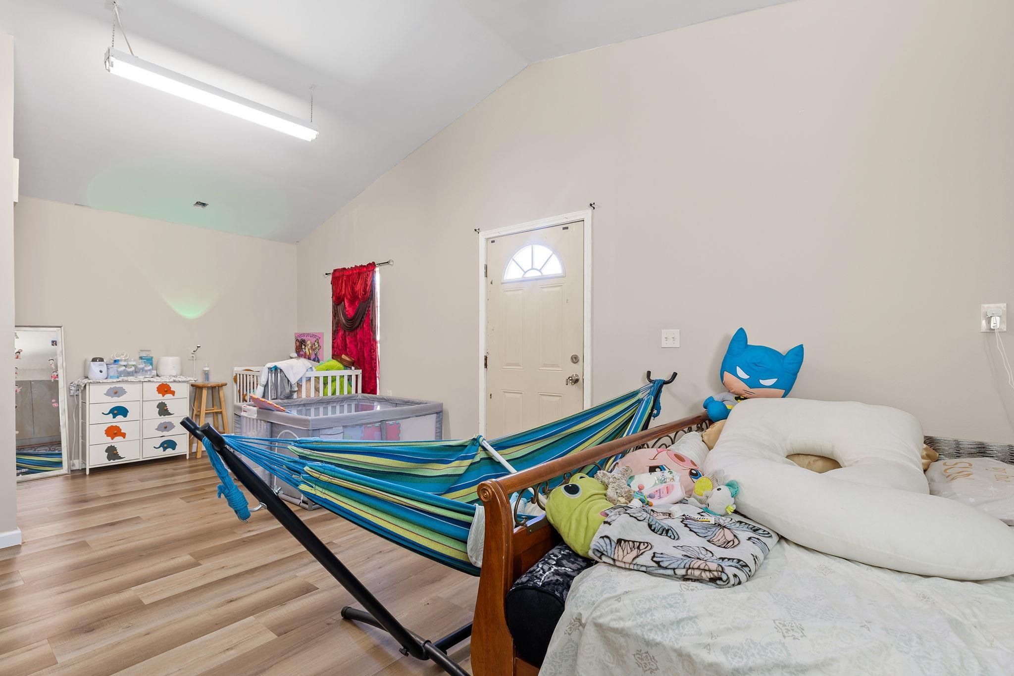 61 Family Cir, Hutto, TX 78634