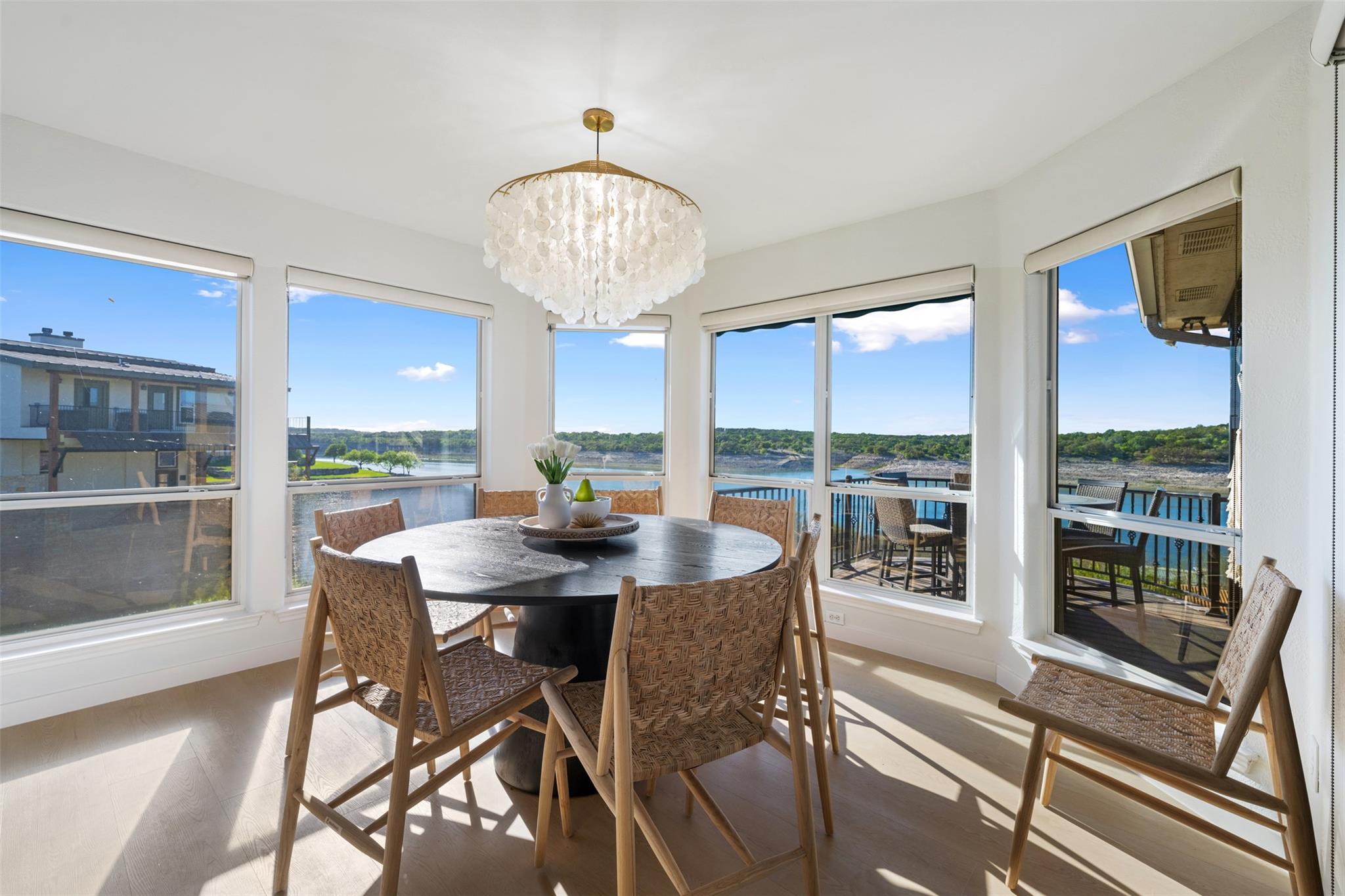 3008 Point Cv, Lago Vista, TX 78645