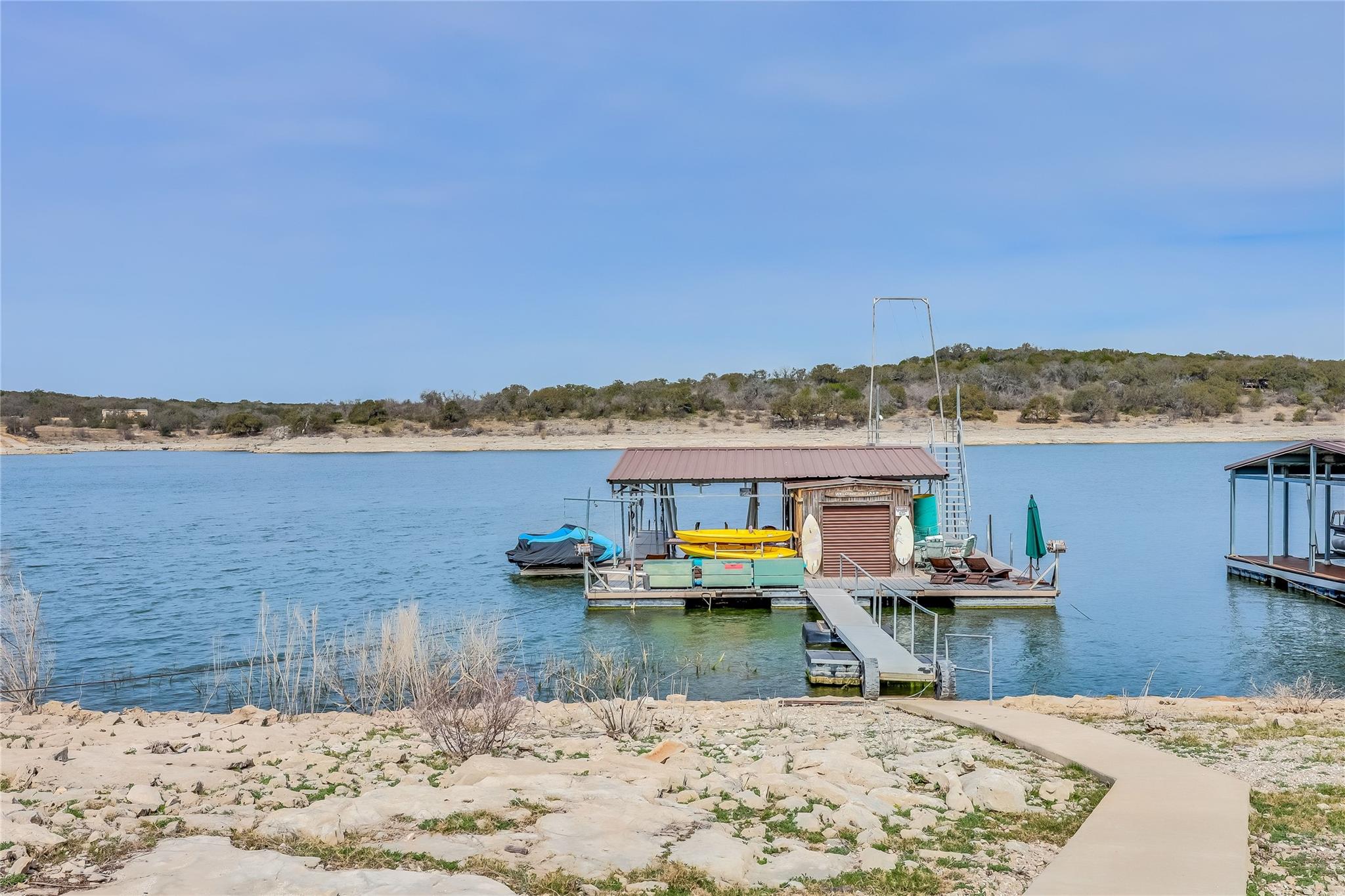 3008 Point Cv, Lago Vista, TX 78645