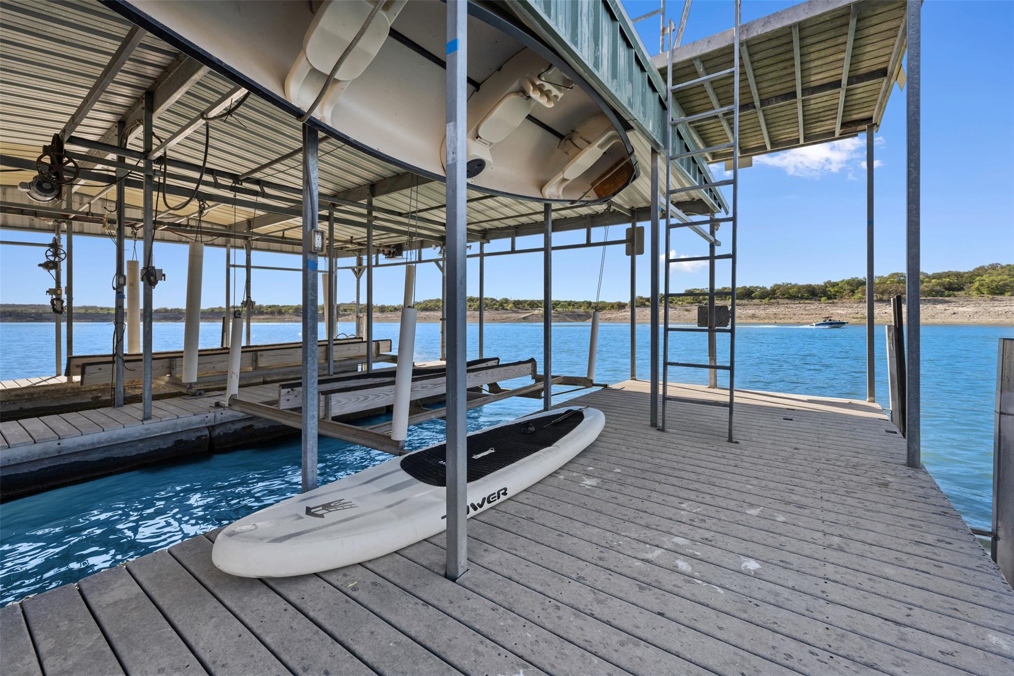 3008 Point Cv, Lago Vista, TX 78645