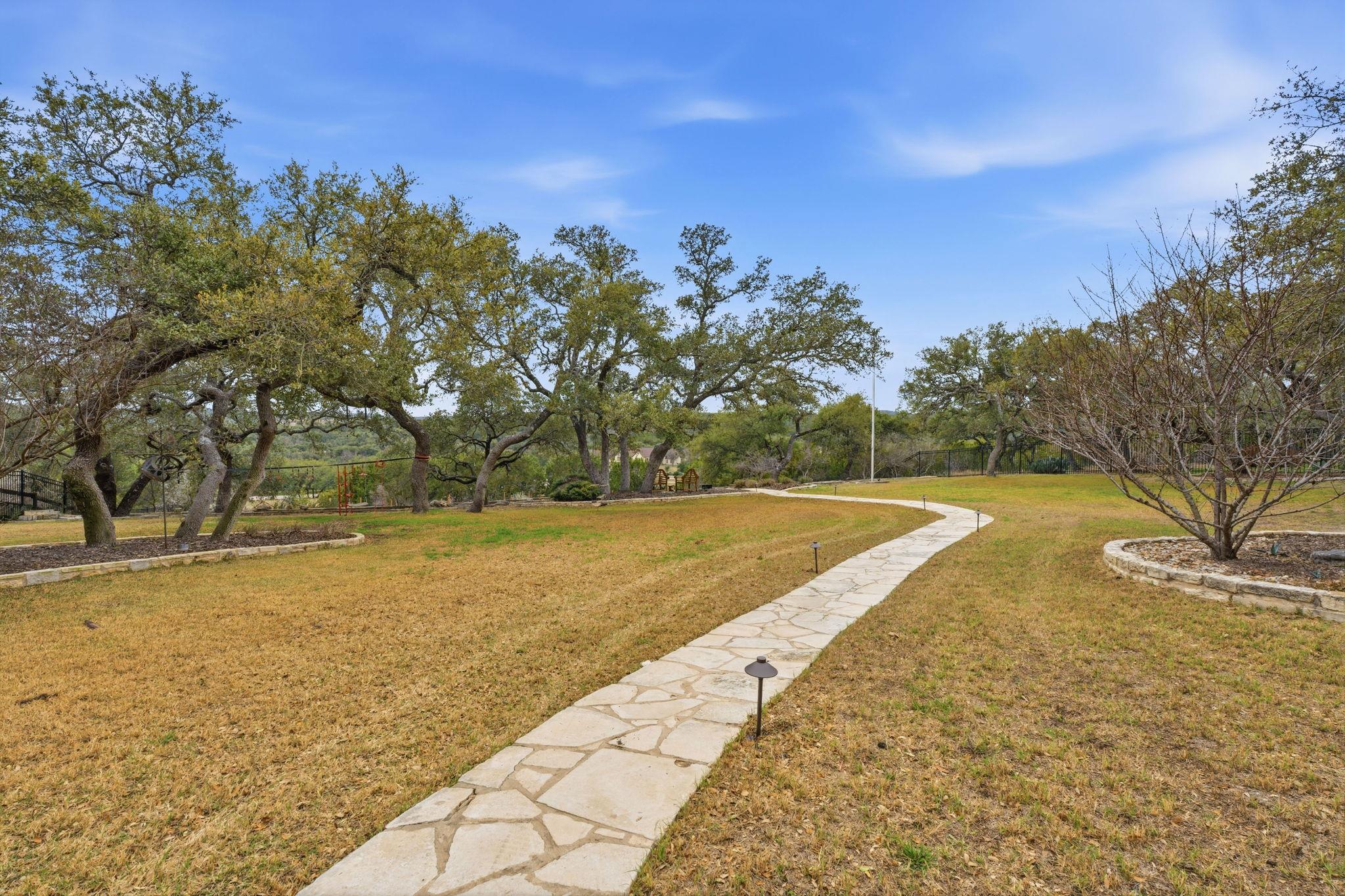 3118 La Ventana Pkwy, Driftwood, TX 78619
