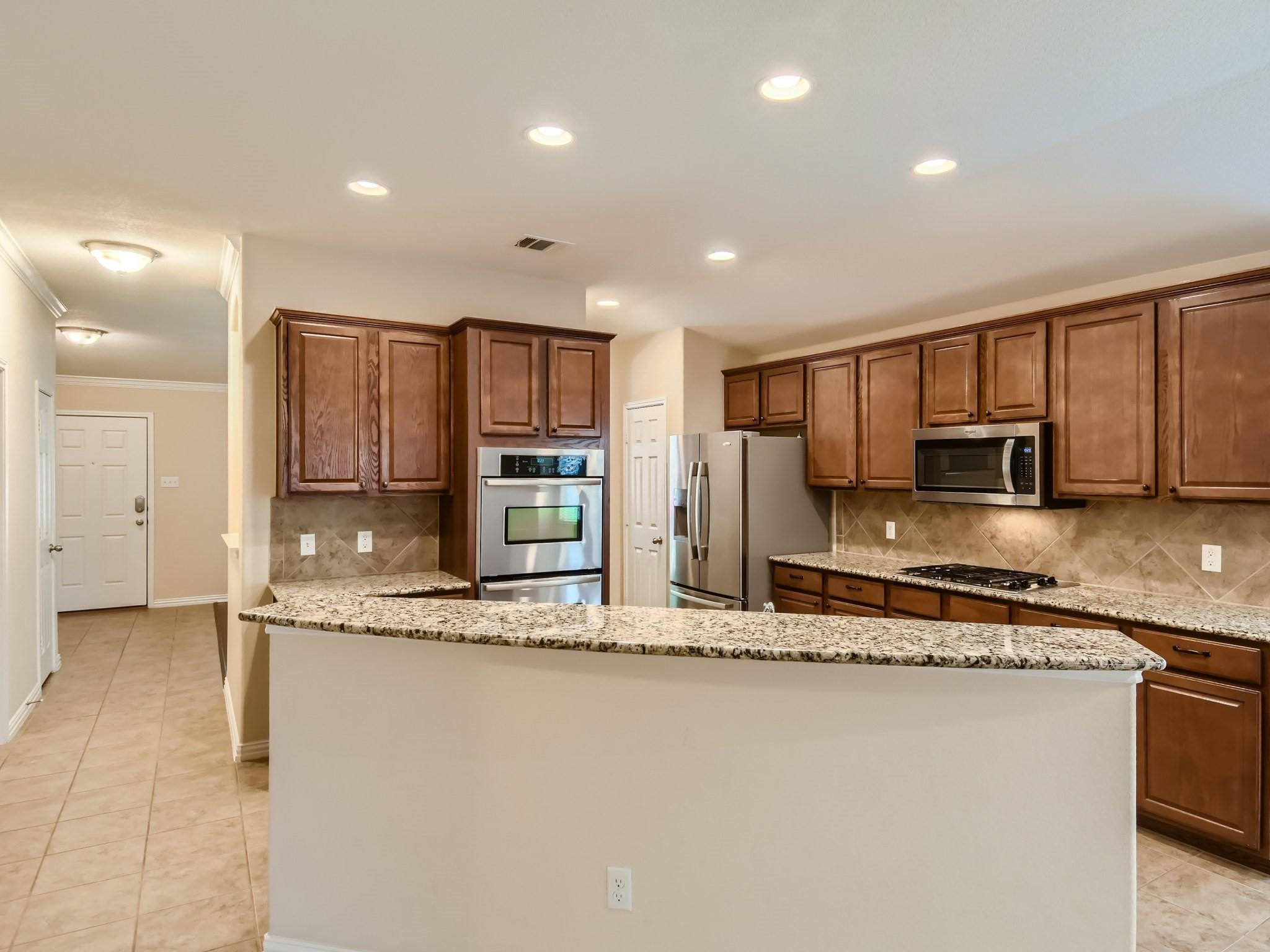 2016 Mary Ella Dr, Leander, TX 78641