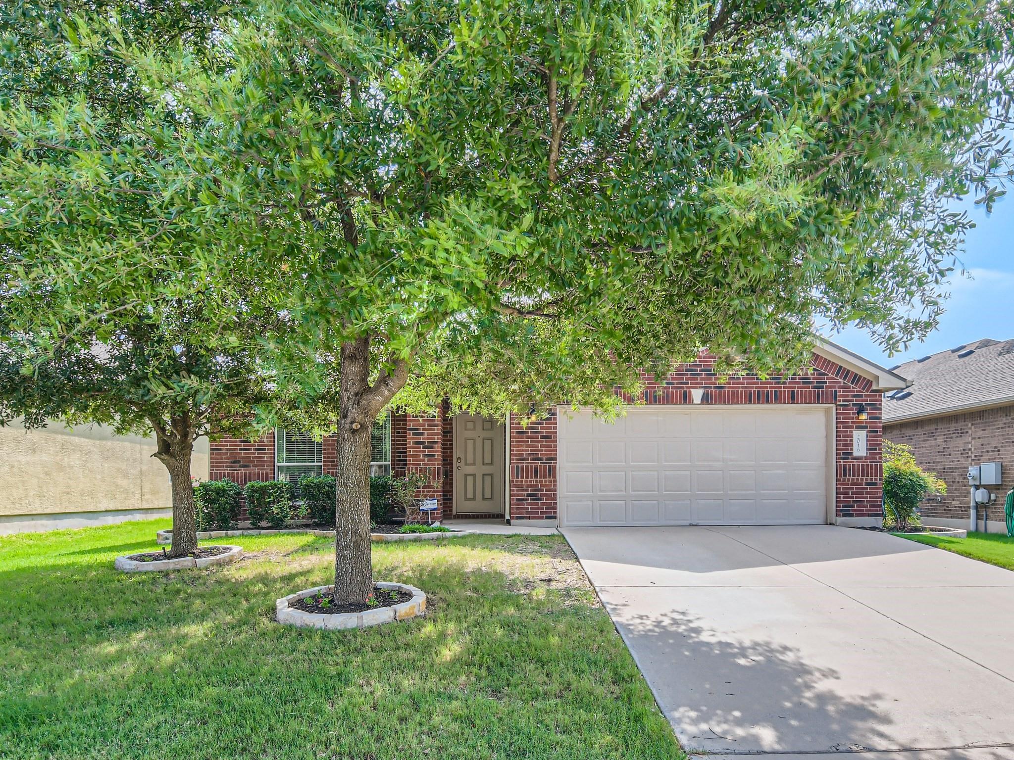 2016 Mary Ella Dr, Leander, TX 78641