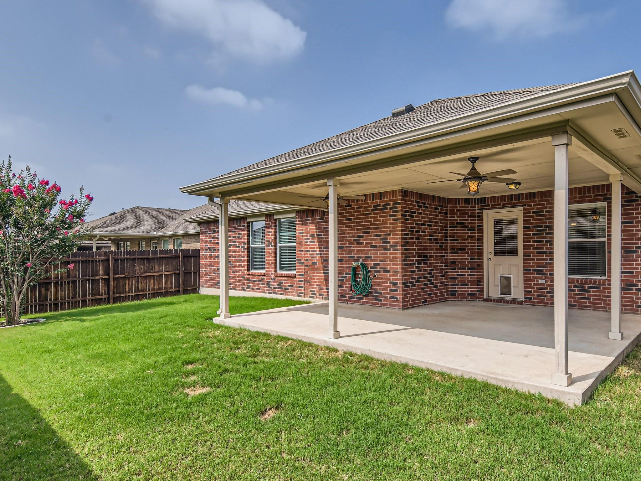 2016 Mary Ella Dr, Leander, TX 78641