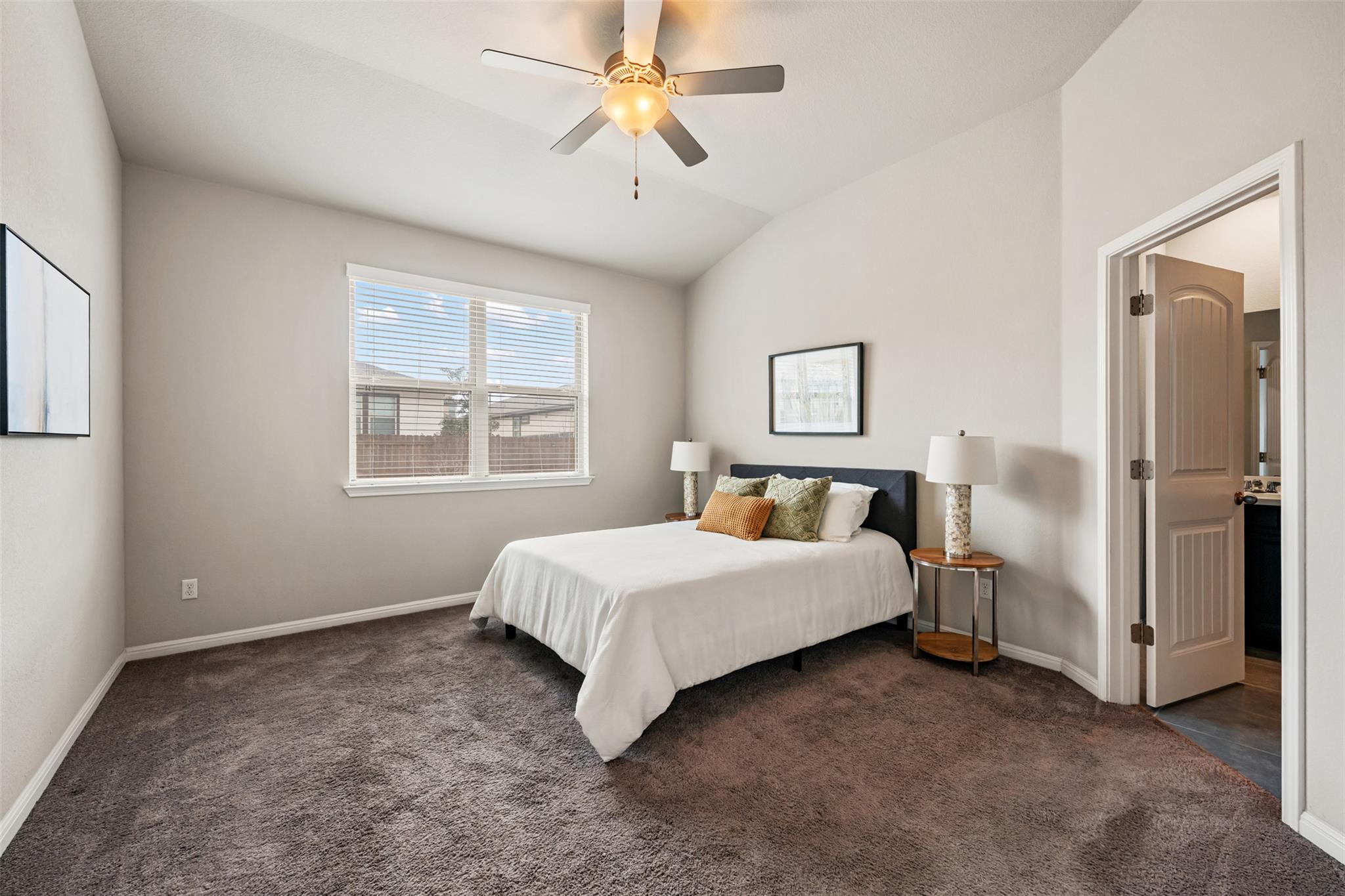 8121 Rosano St, Round Rock, TX 78665