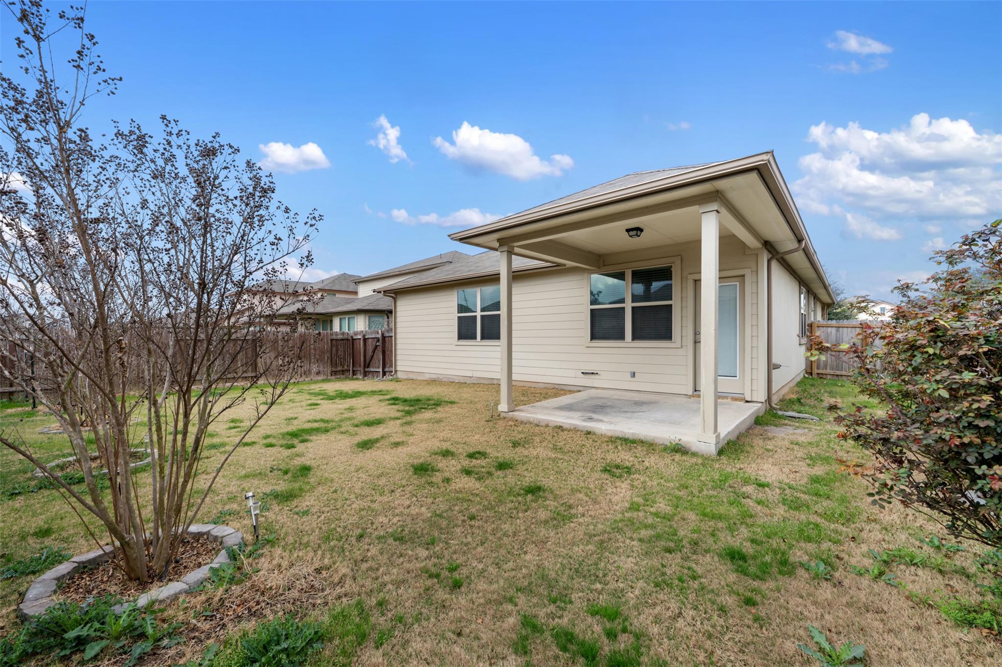 8121 Rosano St, Round Rock, TX 78665