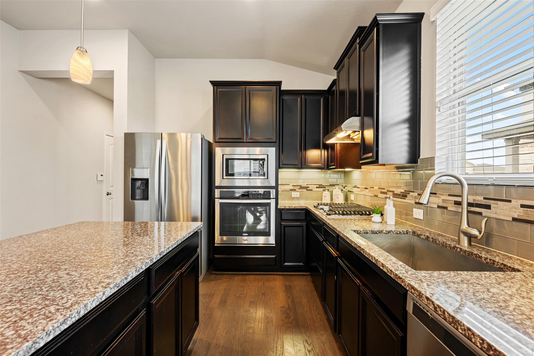 8121 Rosano St, Round Rock, TX 78665