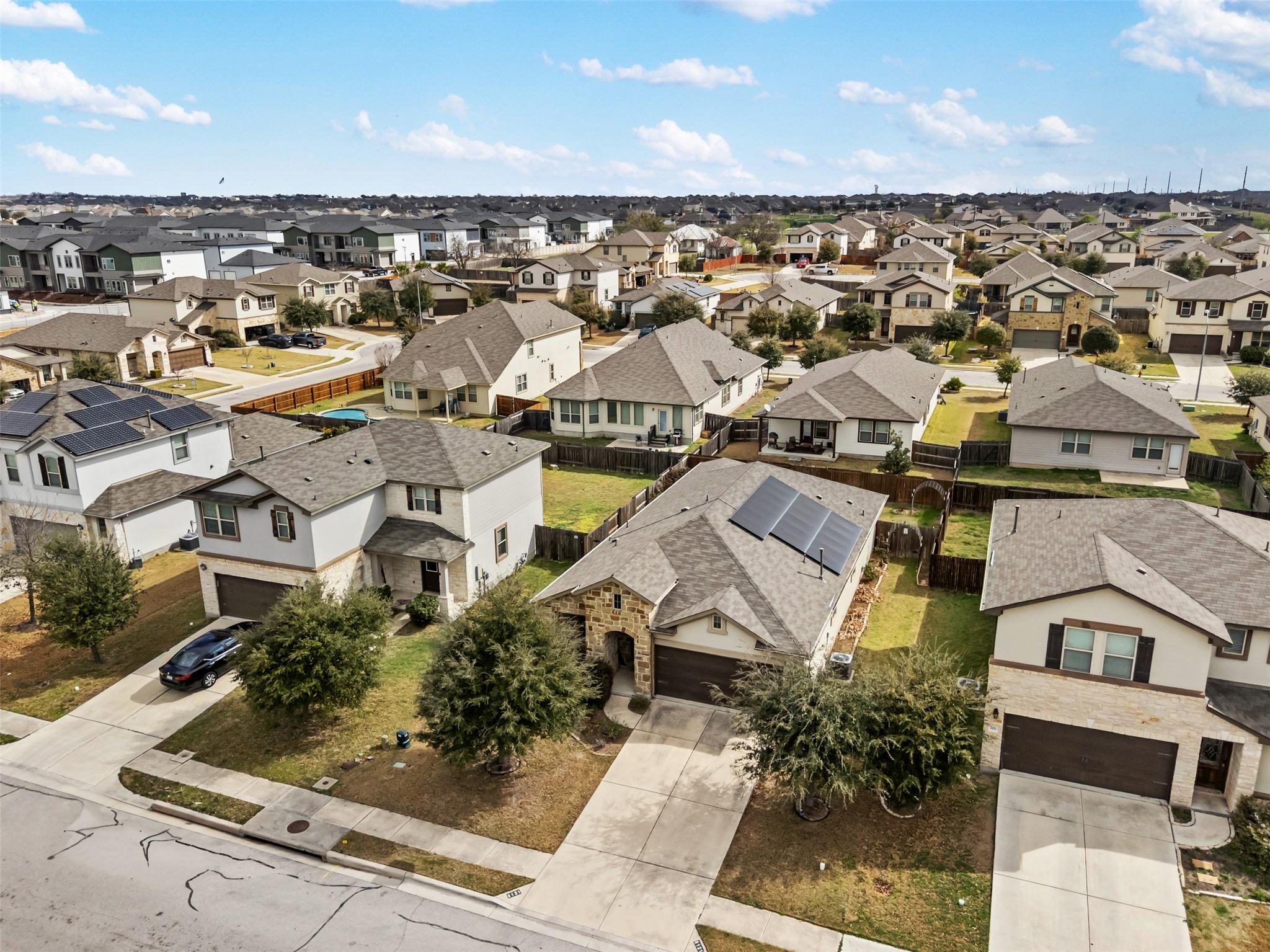 8121 Rosano St, Round Rock, TX 78665