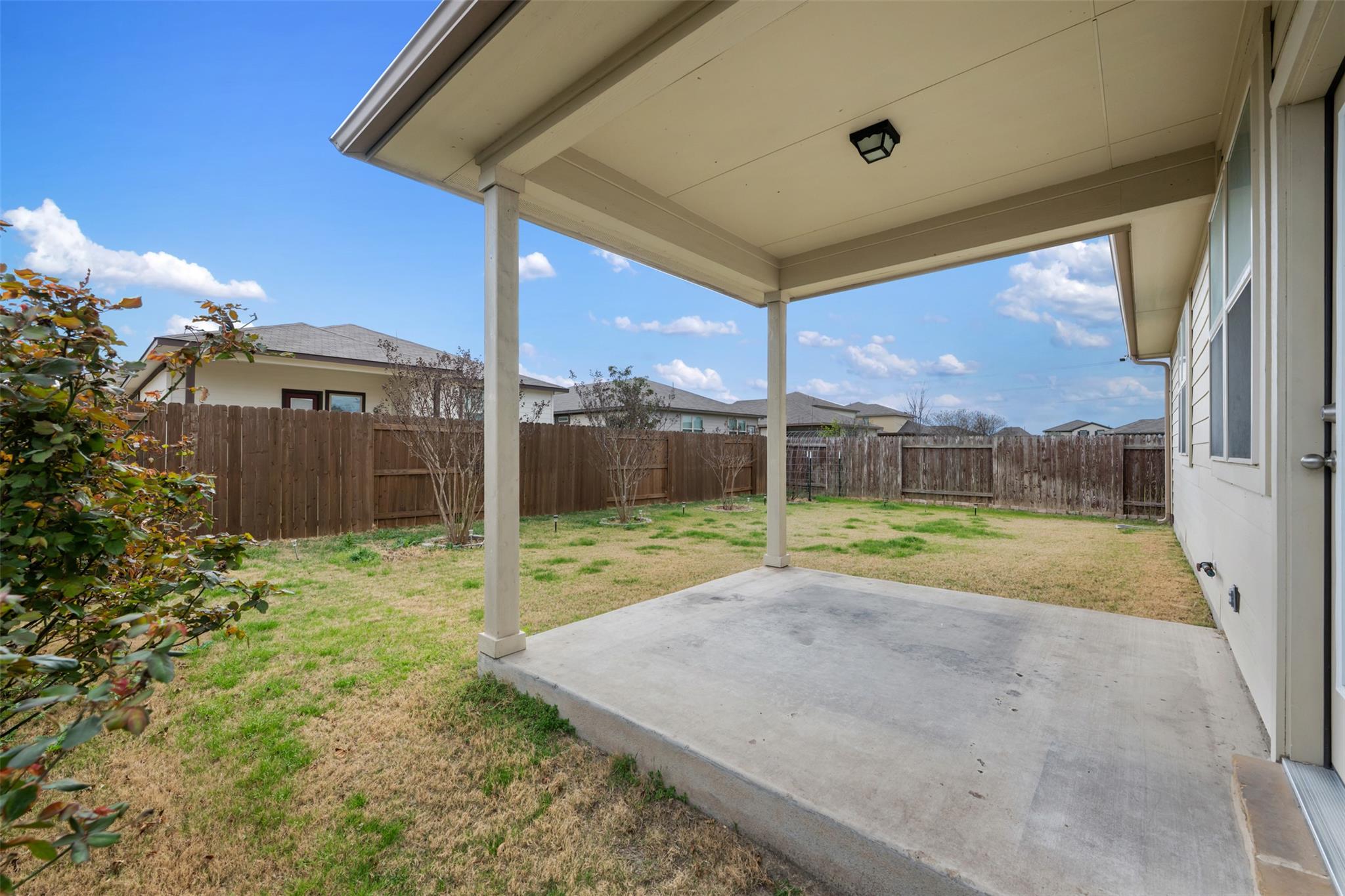 8121 Rosano St, Round Rock, TX 78665