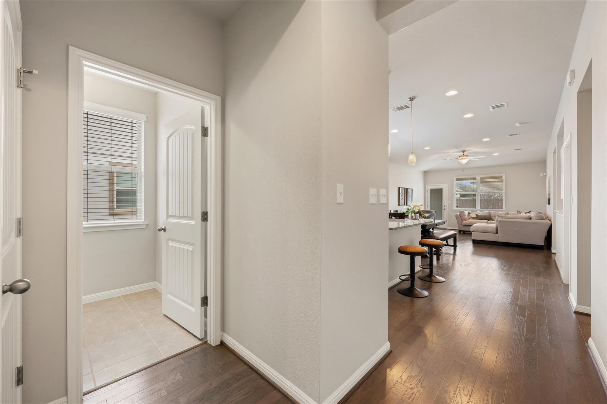 8121 Rosano St, Round Rock, TX 78665